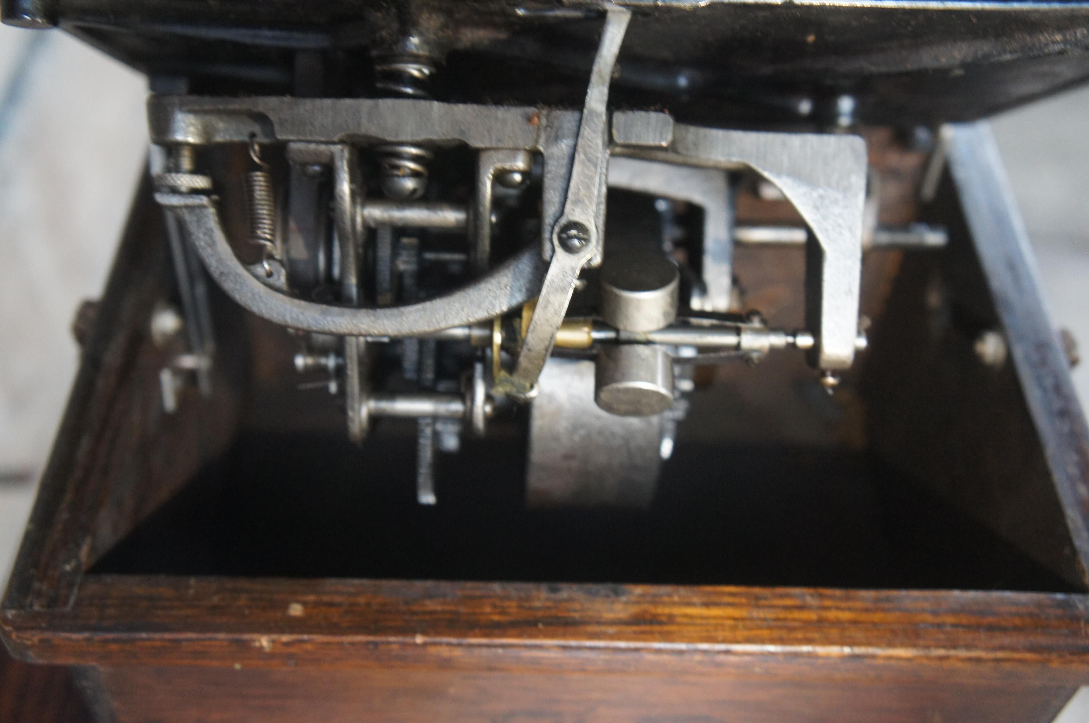 Antike Edison Modell A Cylinder Phonograph & Kabinett W / 93 Record Musik Röhren  im Angebot 1