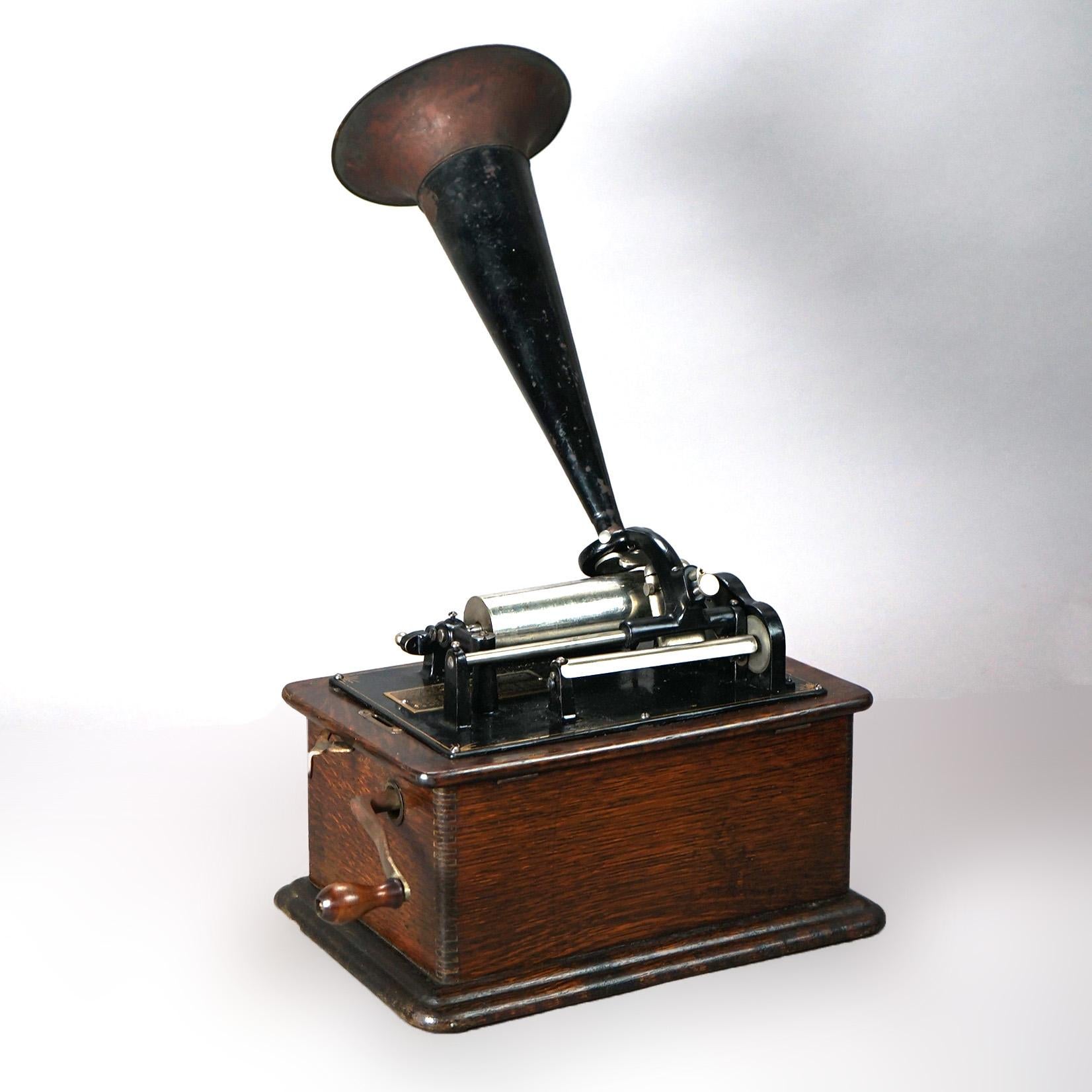 Antique Edison Standard Oak Cylinder Phonograph, Working, c1905 In Good Condition In Big Flats, NY