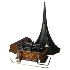 Phonographe antique en Oak Oak avec Horn extérieur, en état de marche, c1905