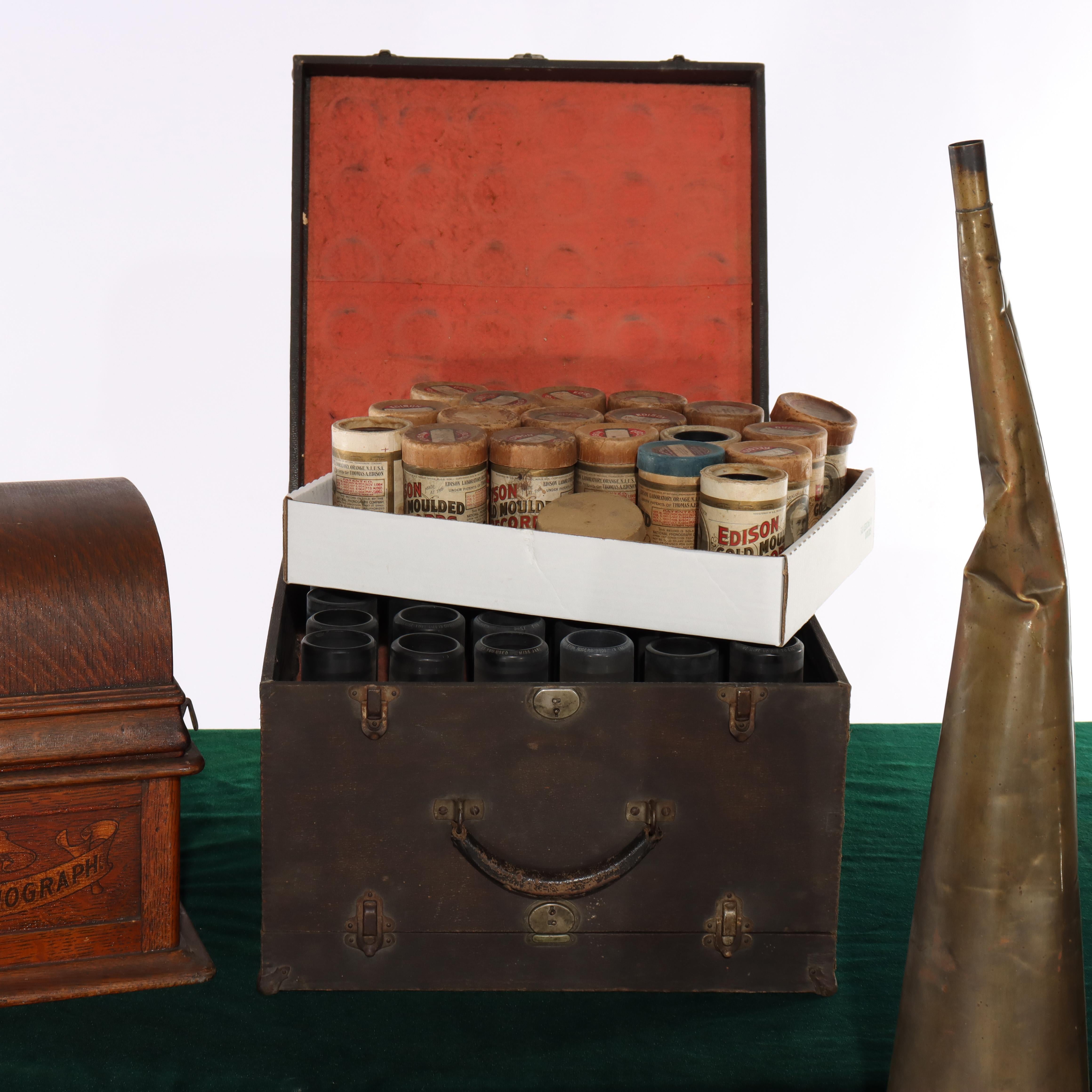 Antike Edison Triumph Zylinder Phonograph mit Horn und 78 Zylindern, um 1920 im Zustand „Gut“ in Big Flats, NY