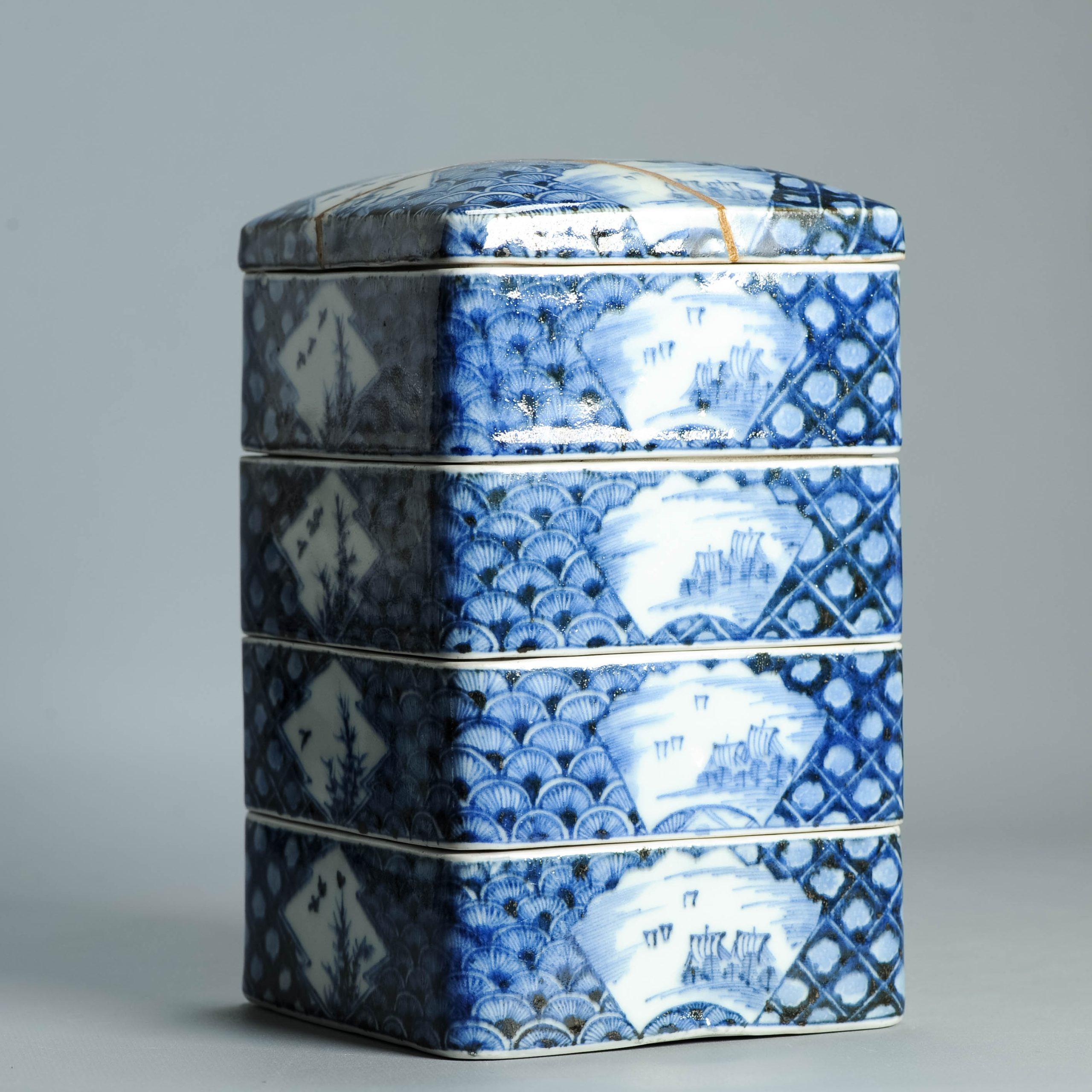 Antike Edo 18/19. Jh. Japanische Jubako Ikegawa Ware Teezeremonie Box Japan im Zustand „Gut“ im Angebot in Amsterdam, Noord Holland