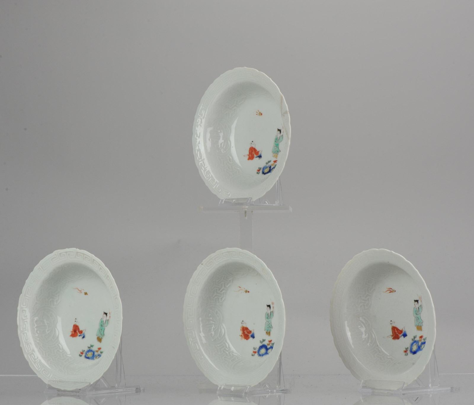 A spectacular set of 4 Kakiemon bowl. Very nice coloring.

Same pieces were auctioned at Rob Michiels in his October auction;
https://live. rm-auctions