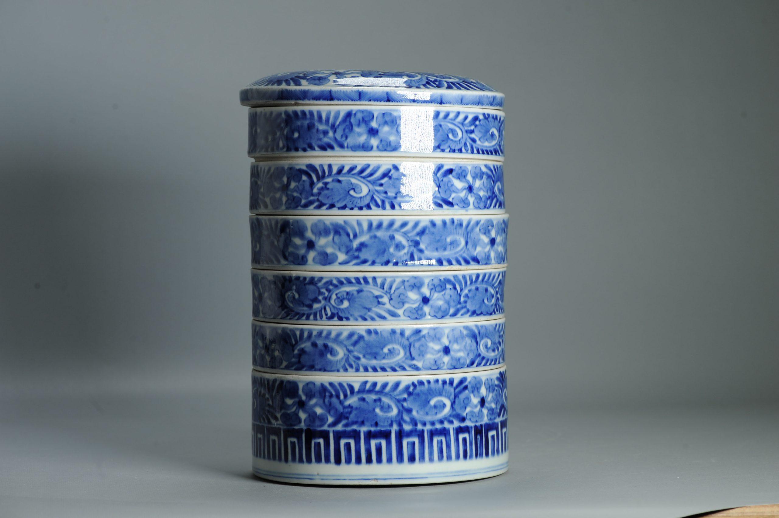 Japonais Ancienne boîte à nourriture japonaise Edo 19C Ikegawa Ware Boîte pour la cérémonie du thé Japon en vente