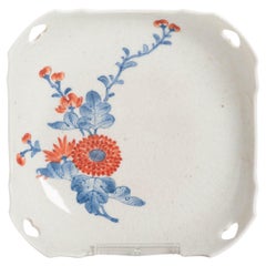 Antique Edo Kakiemon Style Porcelain Bowl with Reticulated Corners, 18th Century