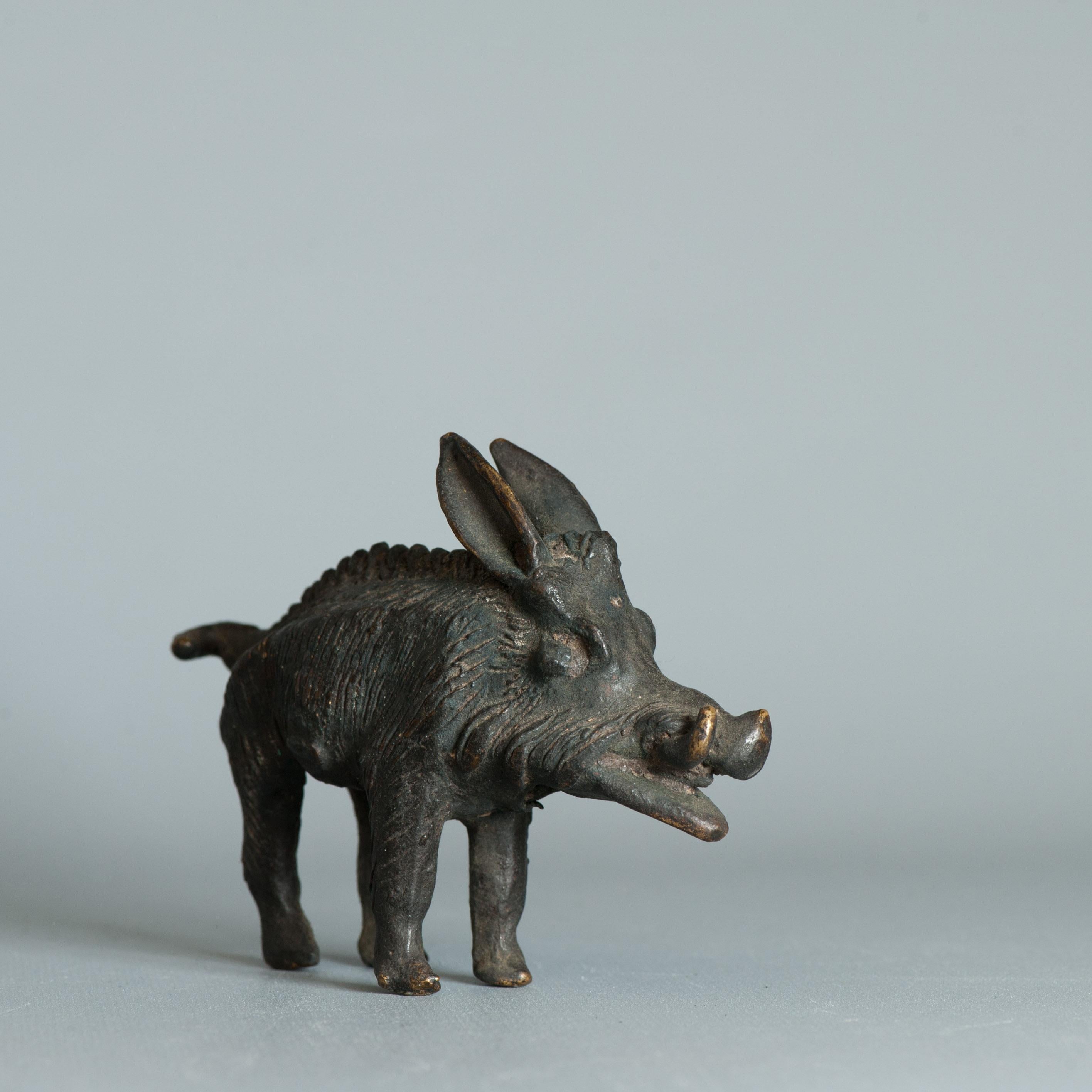 Antico Edo/Meiji 19C Wildboar / Sanglier Okimono Bronzo Giapponese Giappone in vendita 11