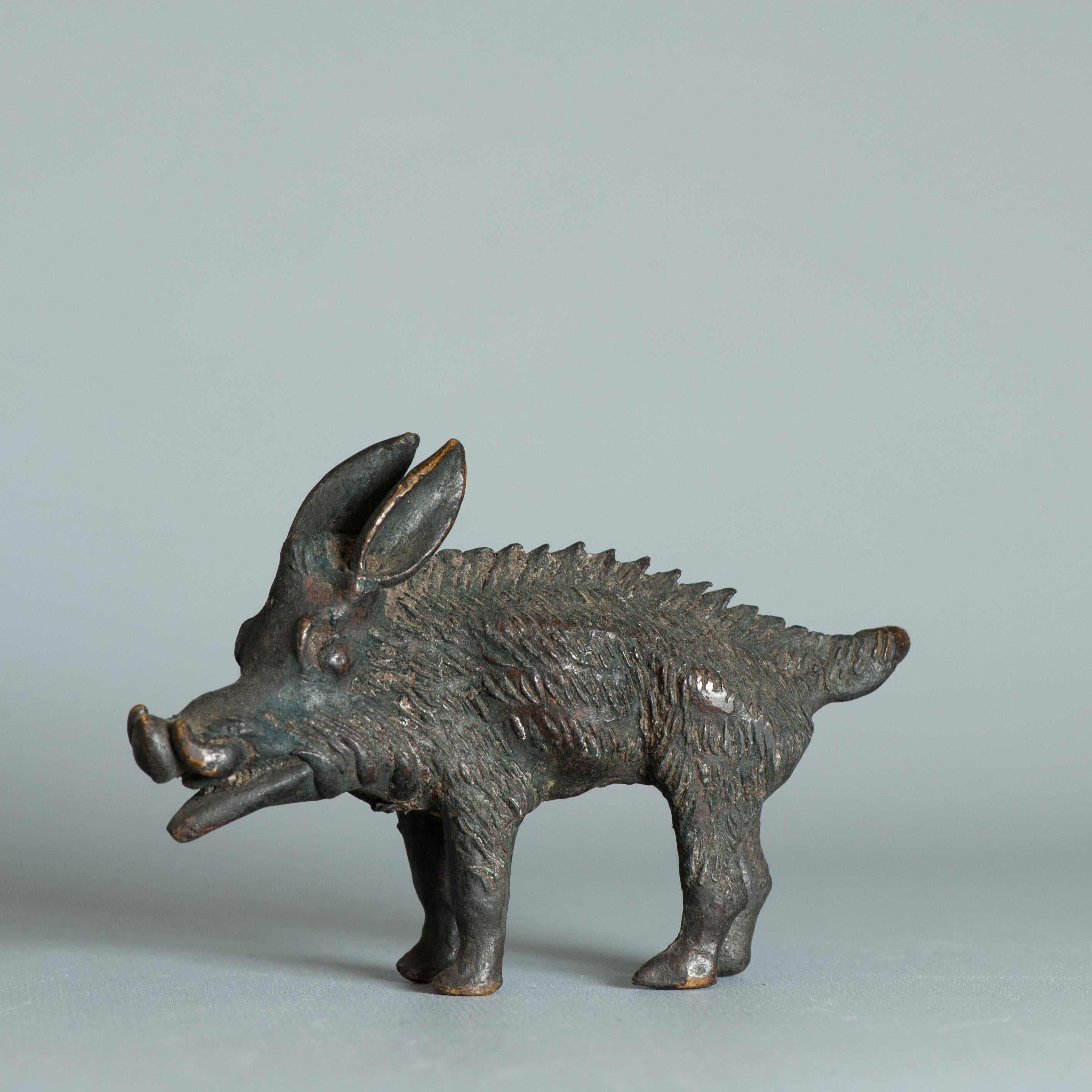 Antico Edo/Meiji 19C Wildboar / Sanglier Okimono Bronzo Giapponese Giappone in vendita 2