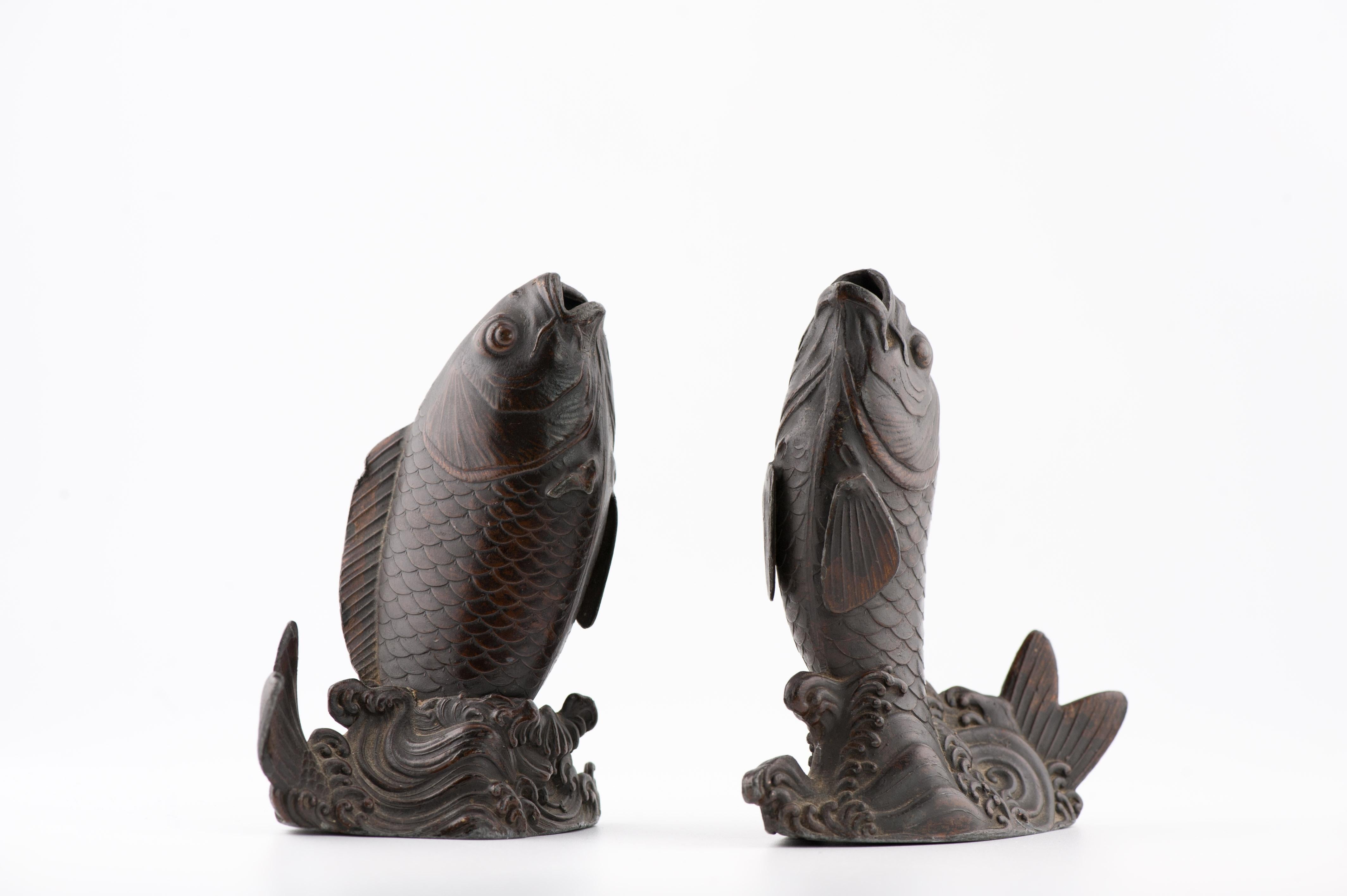 Antique statue japonaise Okimono/Meiji 19e siècle brûleurs d'encens poissons en vente 6