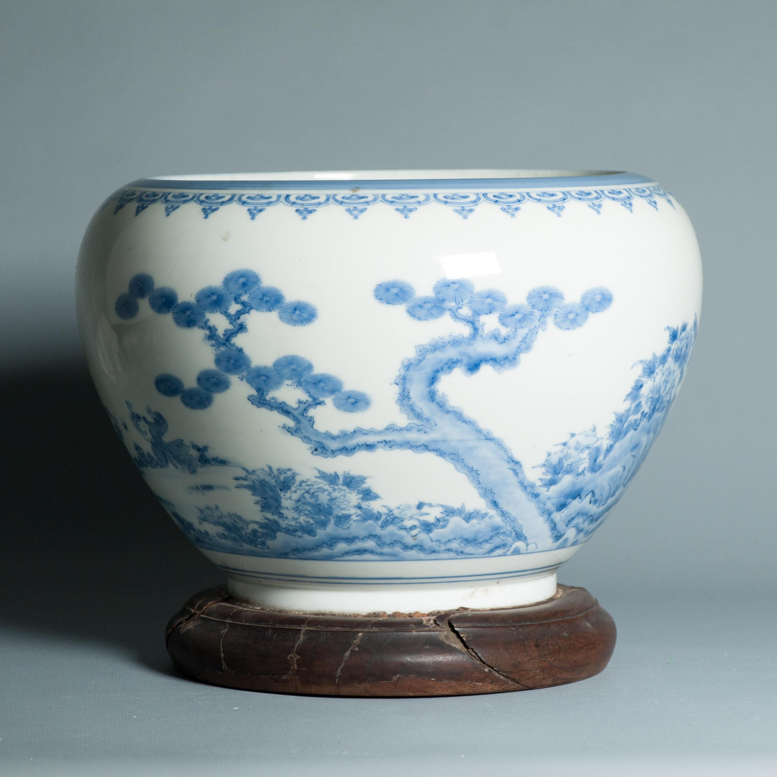 Antiquité - Période Edo/Meiji 18/19C - Cachepot japonais Hirado avec garçons jouant en vente 15