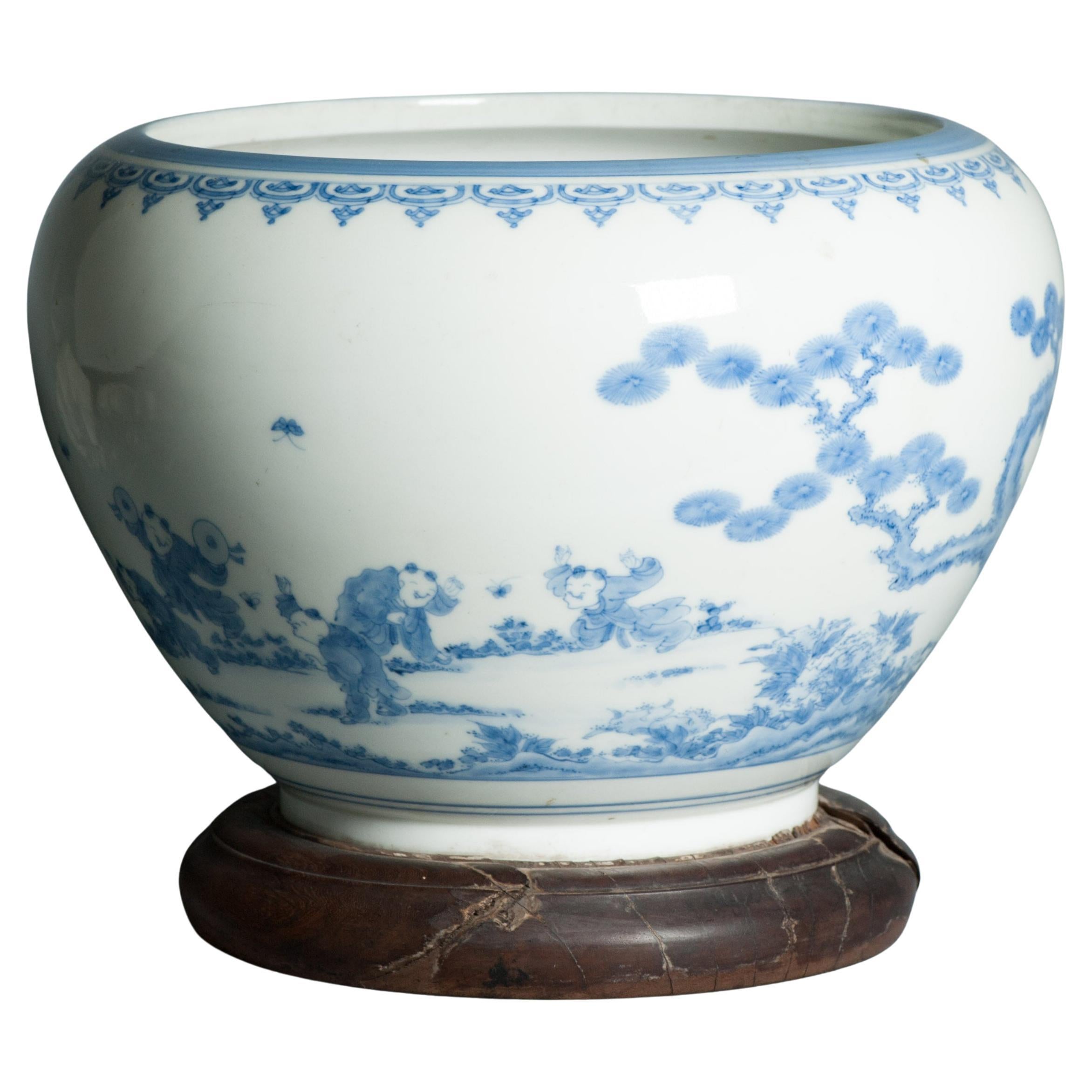 Antique Edo/Meiji Period 18/19C Japanese Hirado Cachepot with Boys playing