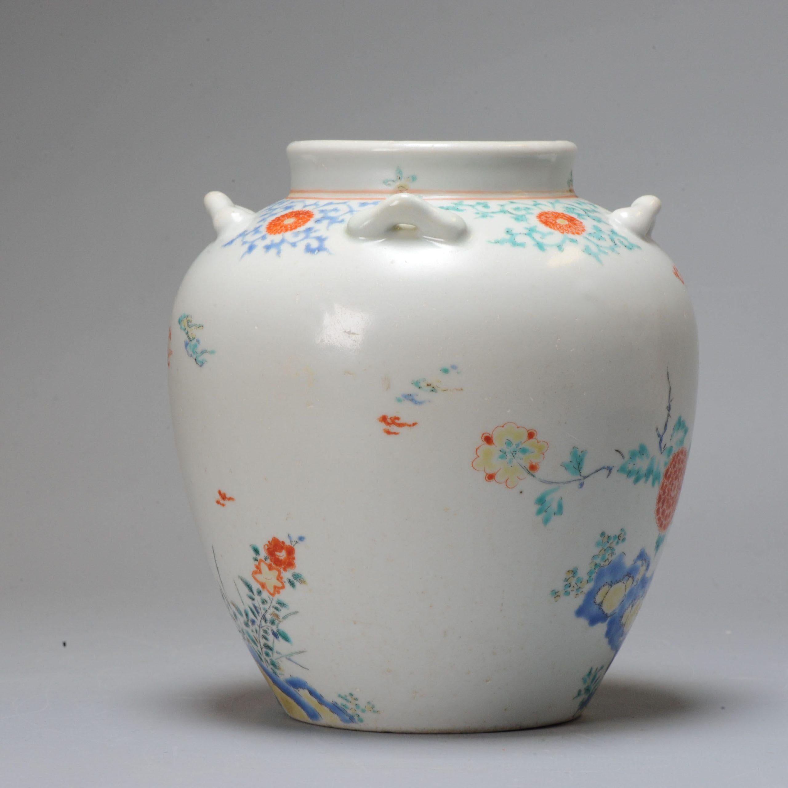 Antique Edo Period 17th Century Japanese Porcelain Kakiemon Jar Flowers Enamel For Sale 10