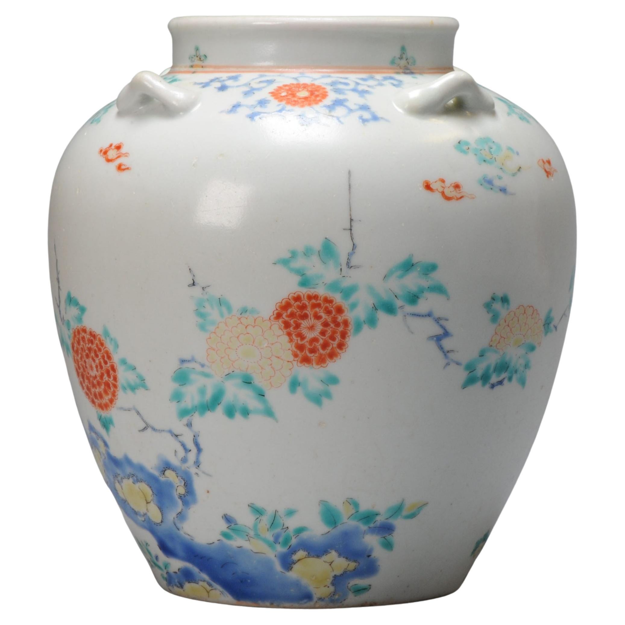 Antique Edo Period 17th Century Japanese Porcelain Kakiemon Jar Flowers Enamel For Sale