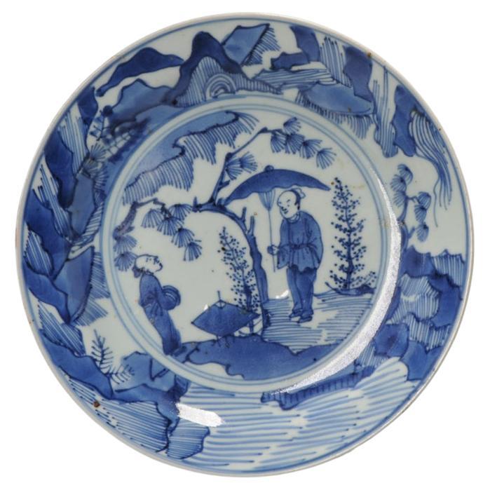 Antique Edo Period Arita Japanese Porcelain Dish Dame Au Parasol, ca 1680-1700 For Sale