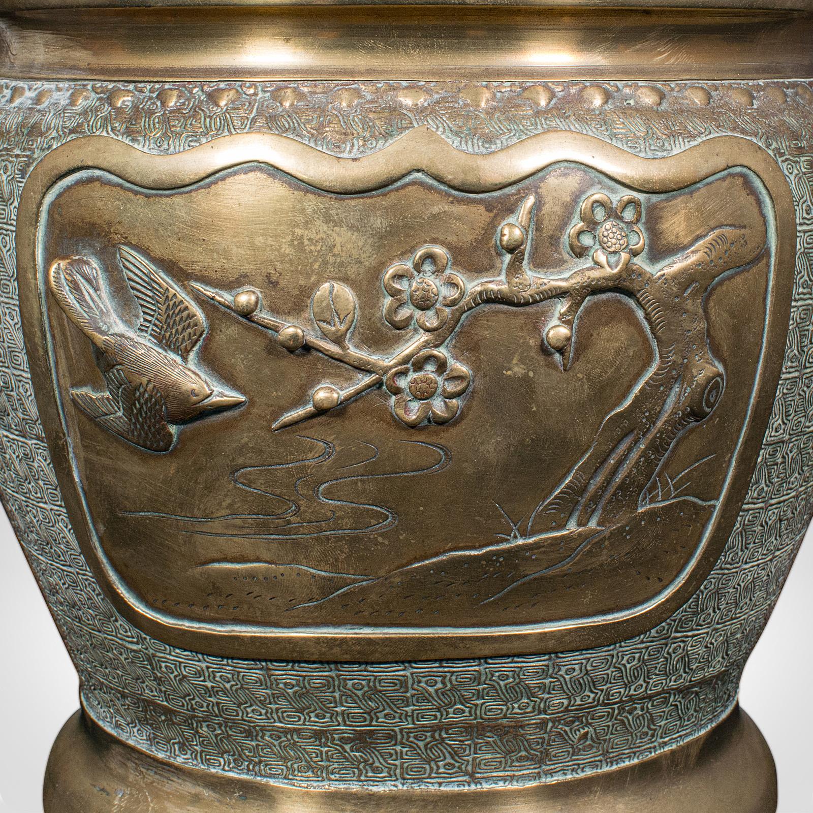 Antique Edo Period Decorative Planter, Japanese, Bronze, Jardiniere, Victorian For Sale 3