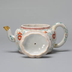 Antique Edo Period Japanese Porcelain Kakiemon Teapot Birds Flowers, 17 Century