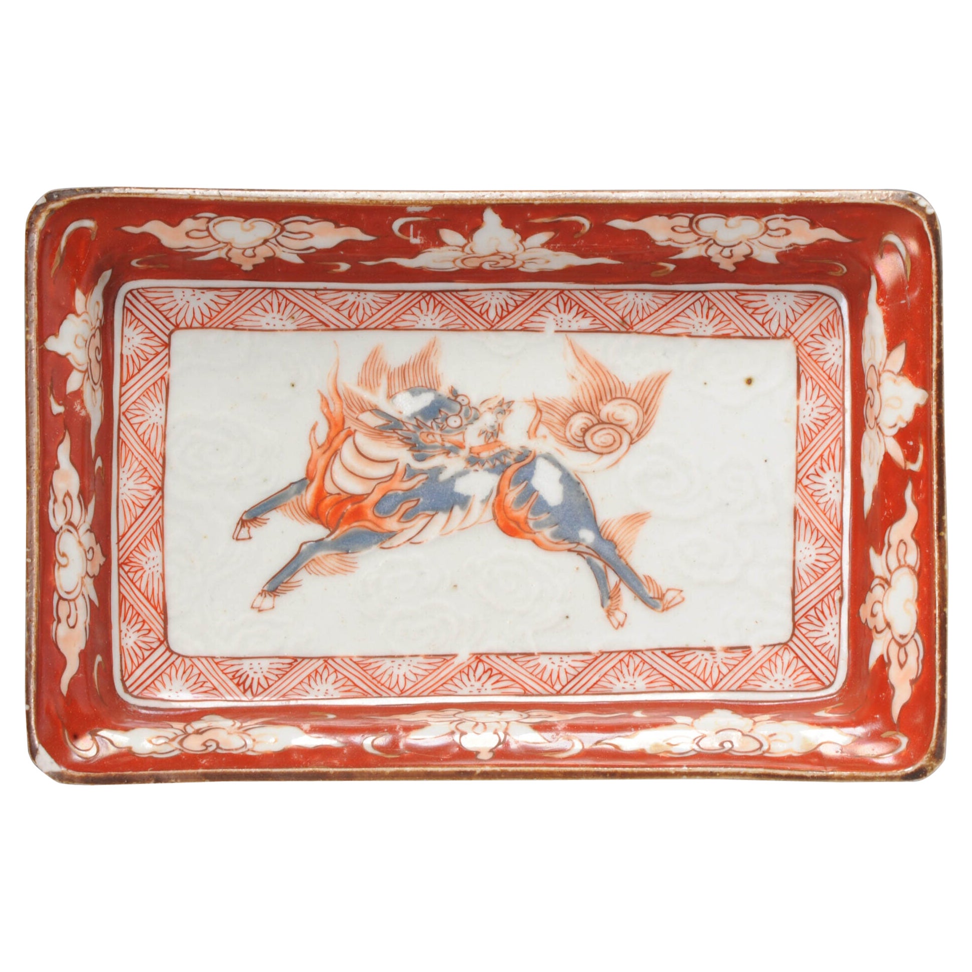 Antique plat de service en porcelaine japonaise de la période Edo, ko-Kutani, vers 1660-80