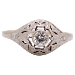 Antique Edwardian 0.25 Carat Old European Diamond Ring set in Platinum on Gold