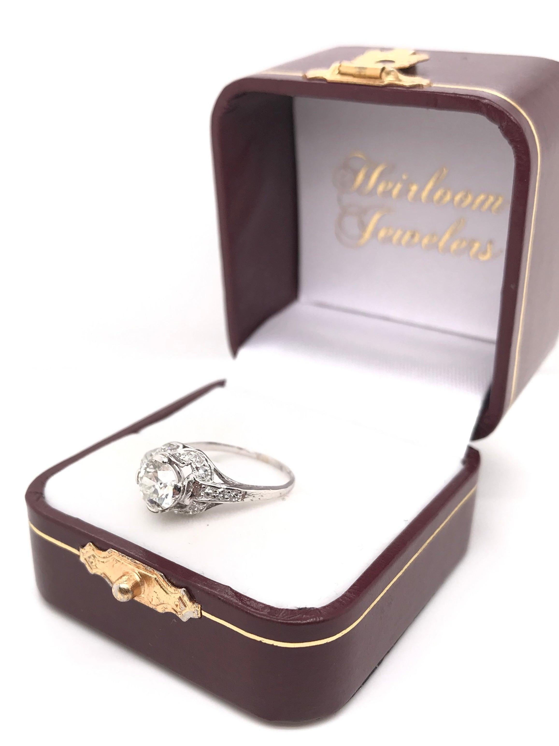 Antique Edwardian 0.90 Carat Diamond and Platinum Filigree Ring For Sale 10