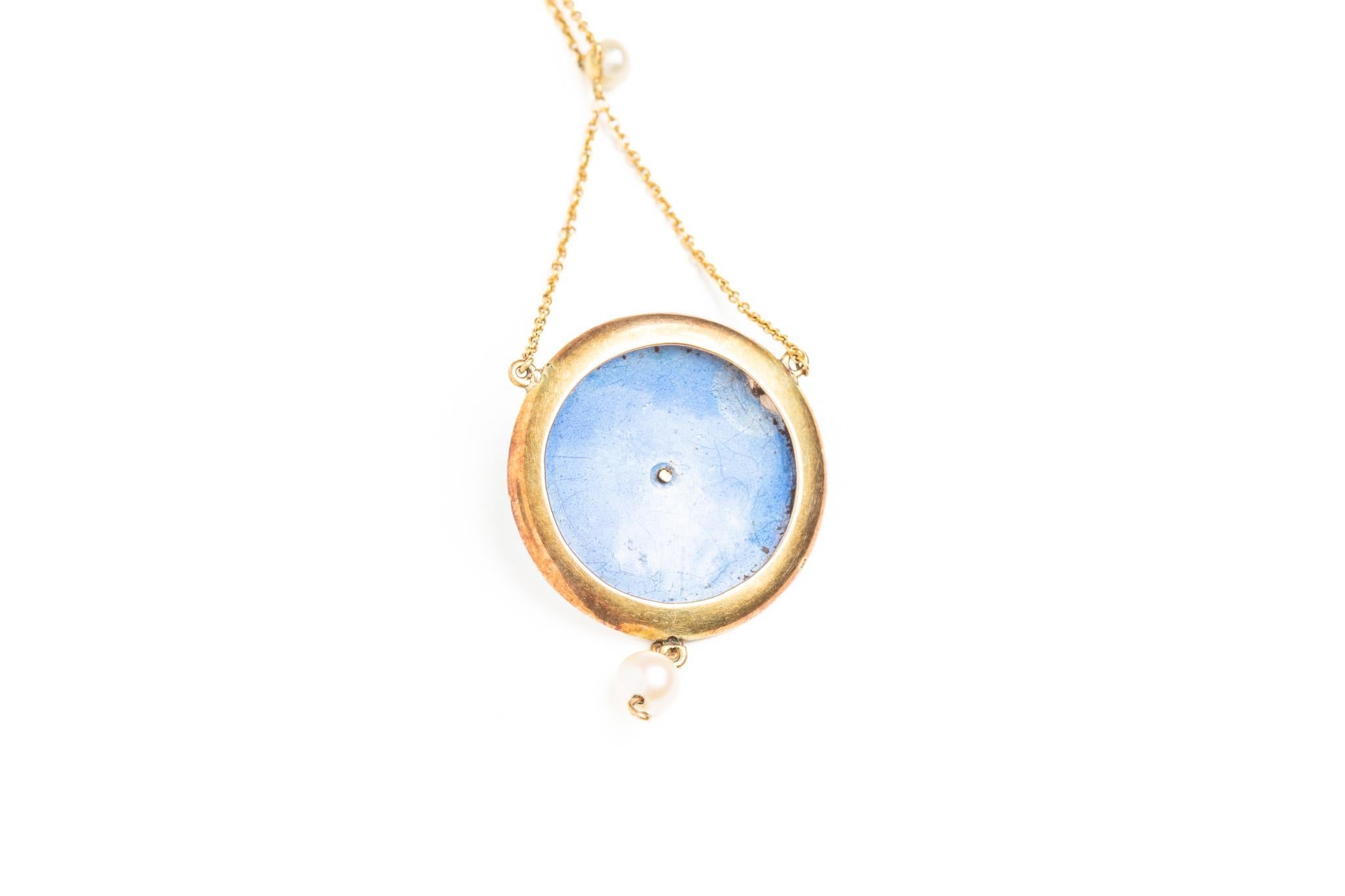 Collier pendentif édouardien ancien en or 14 carats, émail guilloché et perles Pour femmes en vente