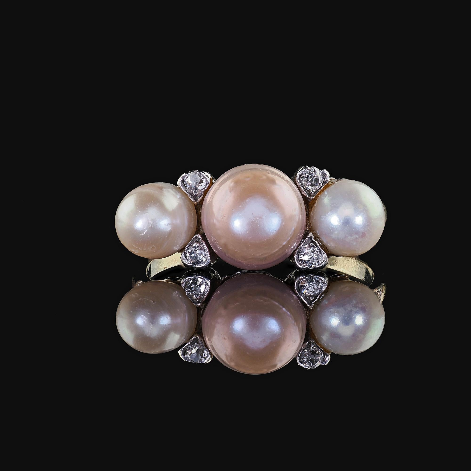 Donna Anello antico edoardiano in oro 14K e platino con perle naturali e diamanti in vendita