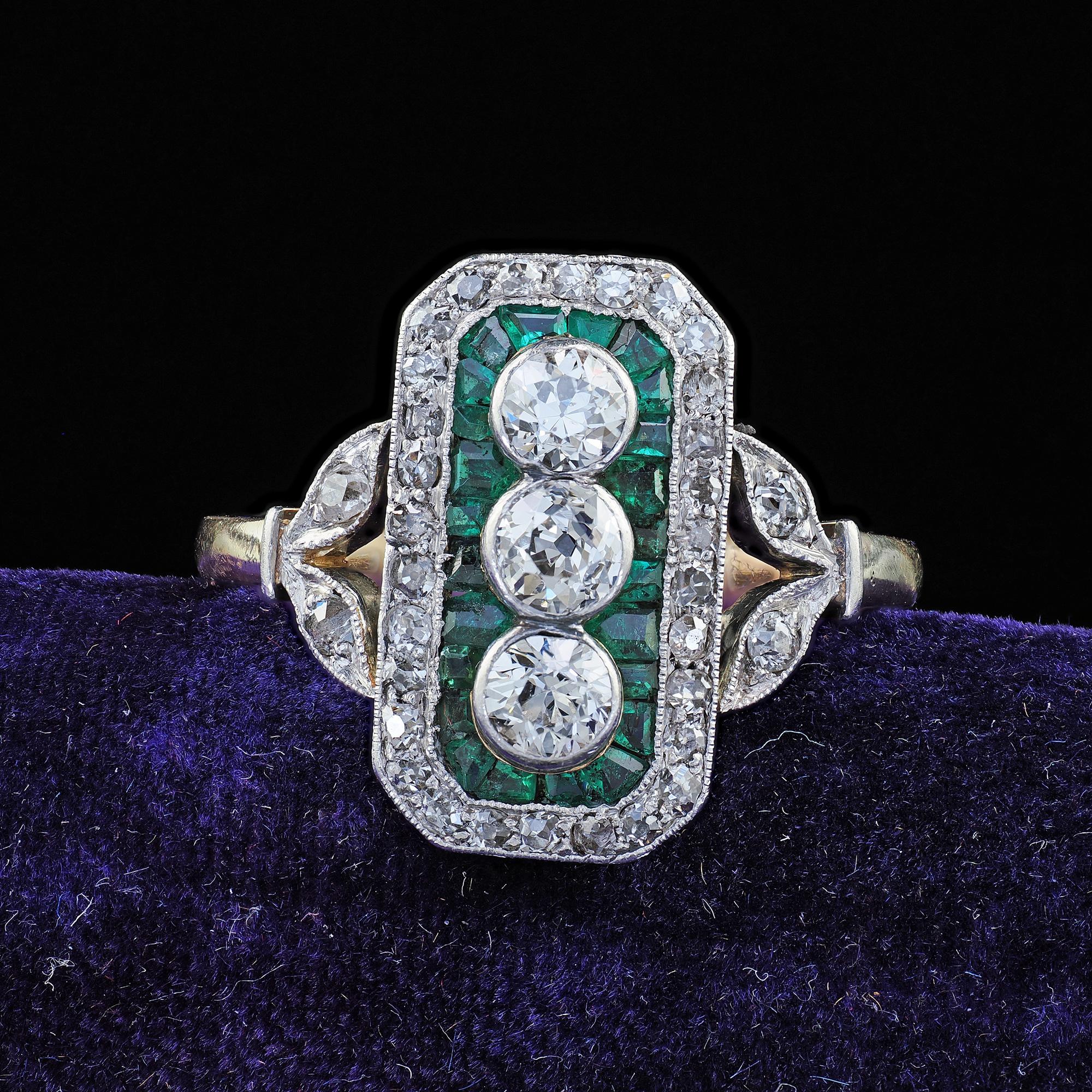 Beautiful Antique Edwardian 14K Gold and Platinum Old Cut Diamond Emerald Shield Ring. This gorgeous Edwardian shield ring is crafted in 14k yellow gold and platinum top. This ring features gorgeous old cut diamonds in the center that is surrounded