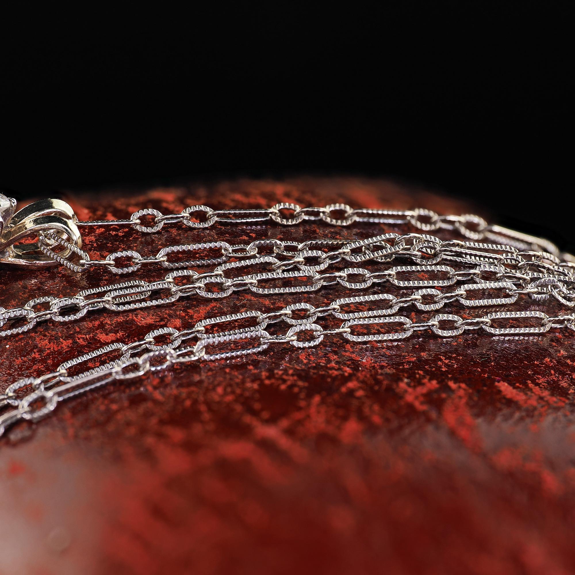 Taille vieille Europe Pendentif ancien édouardien en or 14K et platine avec grappe de diamants de l'ancienne Europe en vente