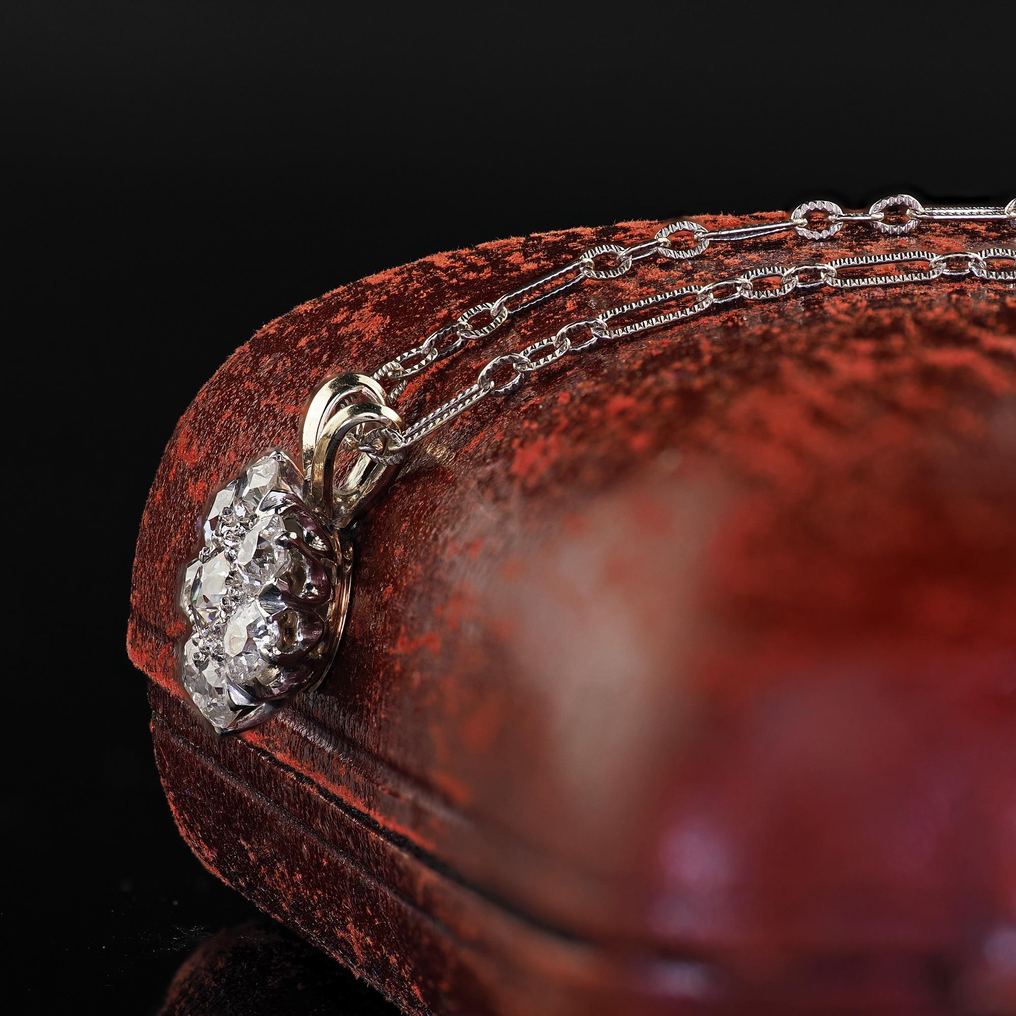Pendentif ancien édouardien en or 14K et platine avec grappe de diamants de l'ancienne Europe en vente 1