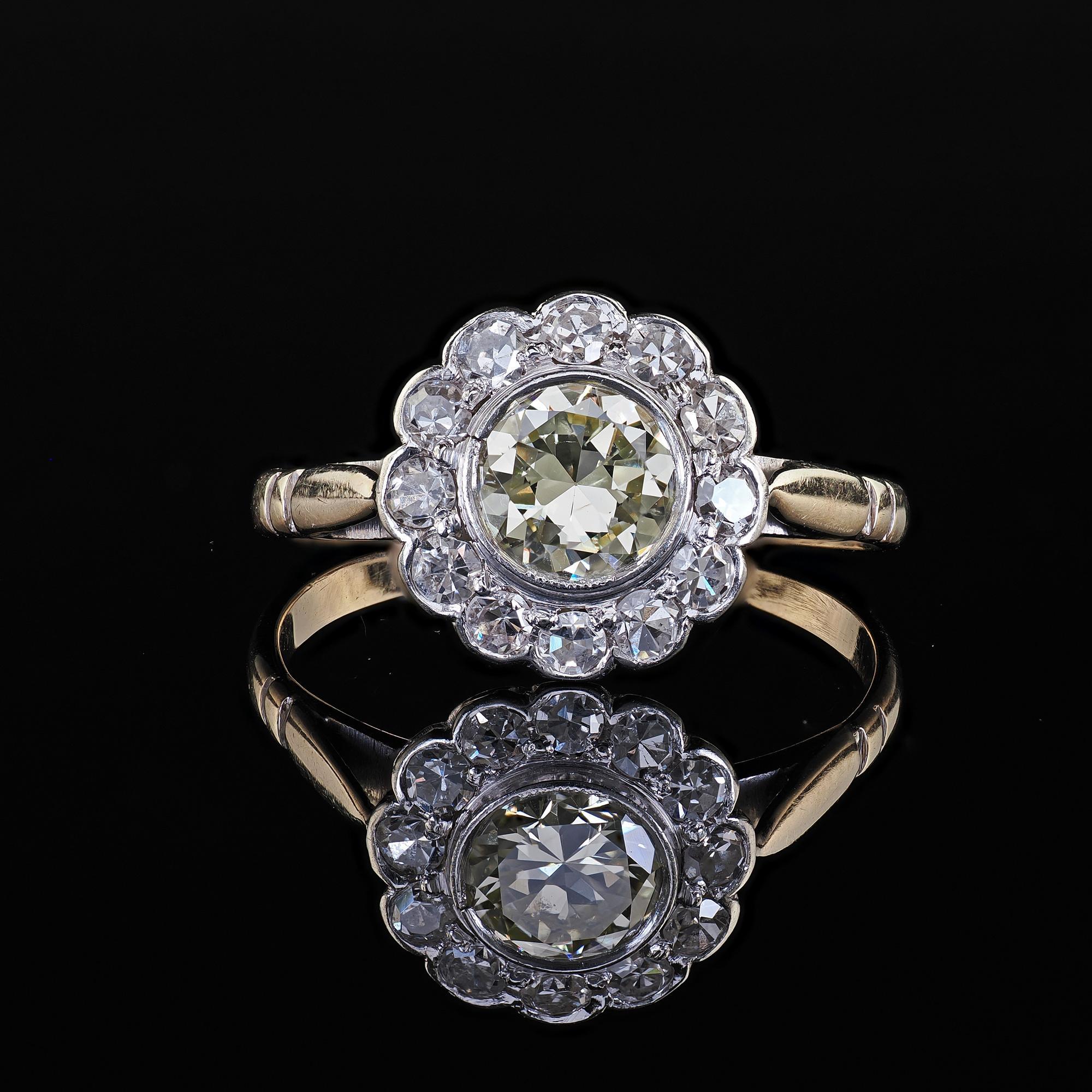 Bague de fiançailles édouardienne ancienne en or 14 carats et platine avec diamant européen ancien en vente 1