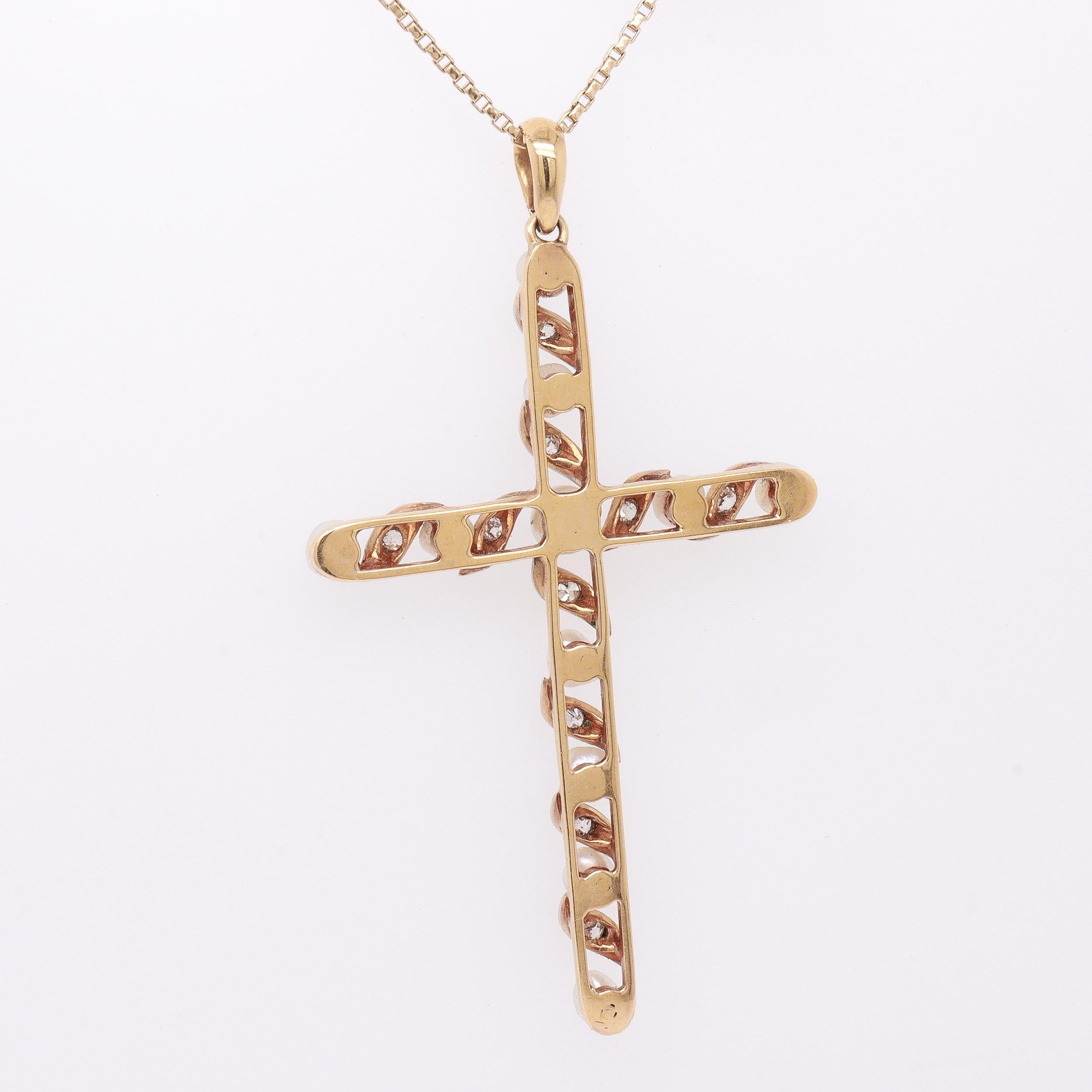 Pendentif croix en or 14K, diamants et perles baroques de style édouardien ancien Unisexe en vente