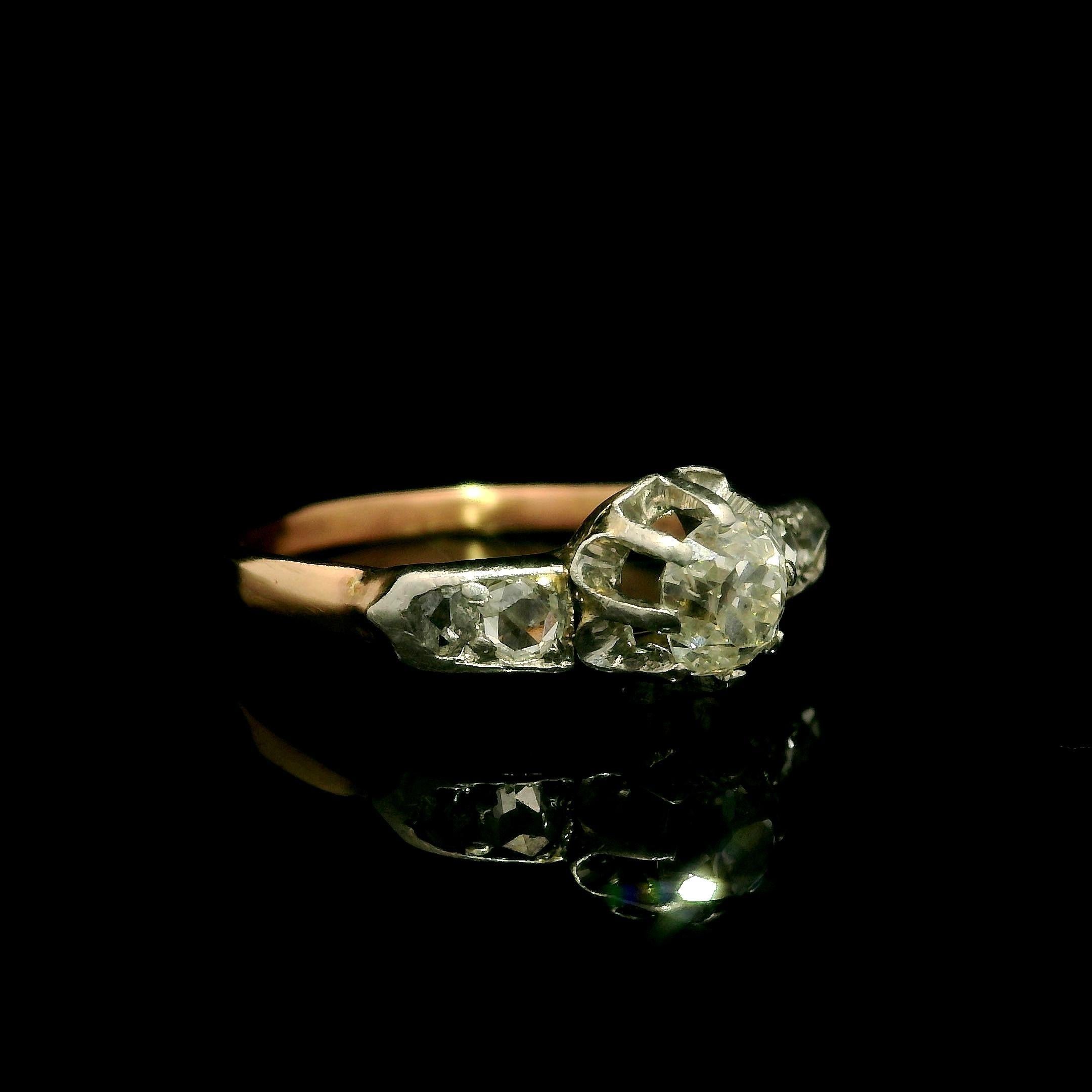 Taglio vecchia miniera Antico anello edoardiano in oro 14k e platino con solitario di diamanti da 0,42 ct. in vendita