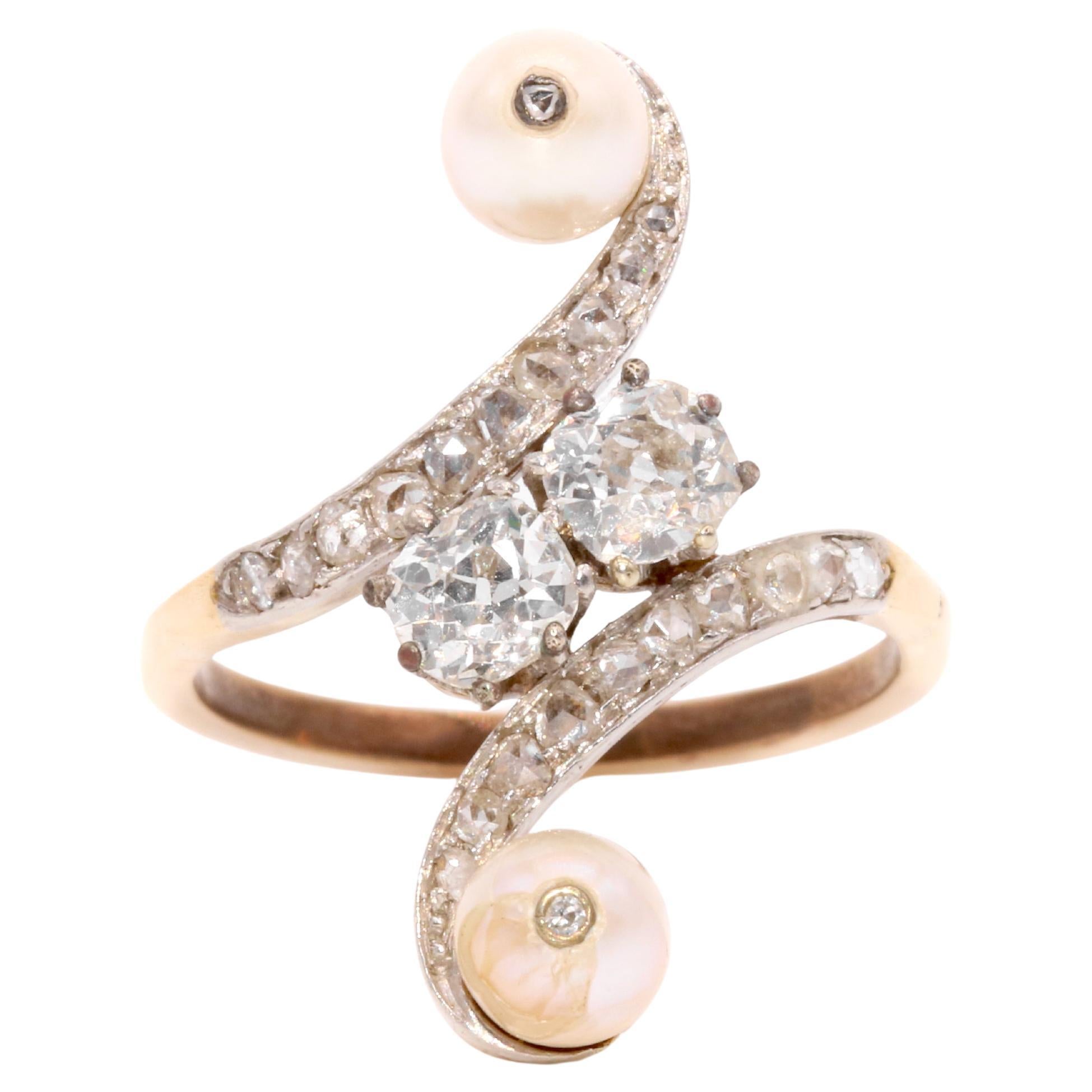 Antiguo anillo eduardiano de oro de 14 quilates y platino con diamante talla antigua y perla de 0,81 quilates en venta