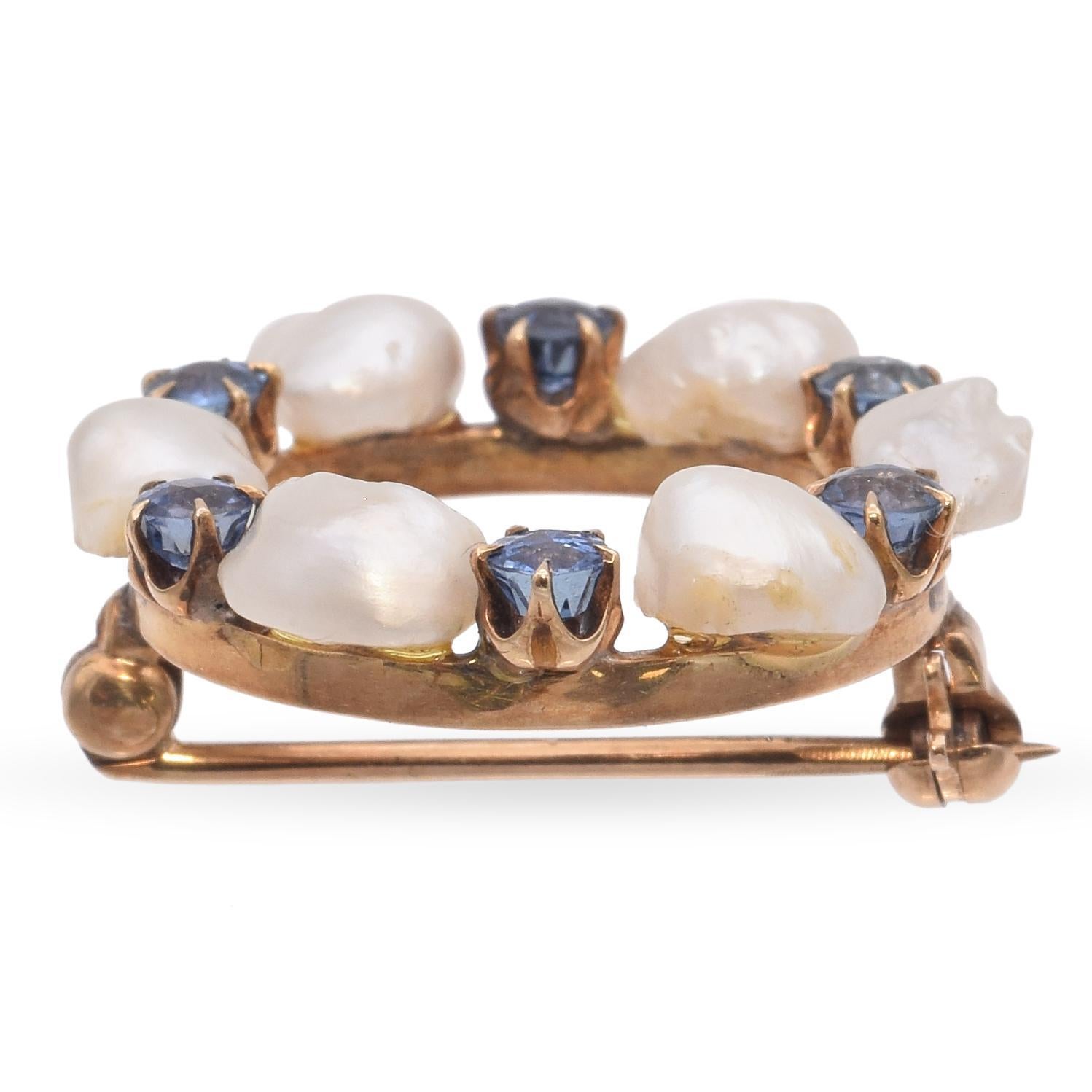 Antique Edwardian 14K Yellow Gold Pearl and Sapphire Circle Brooch For Sale 1
