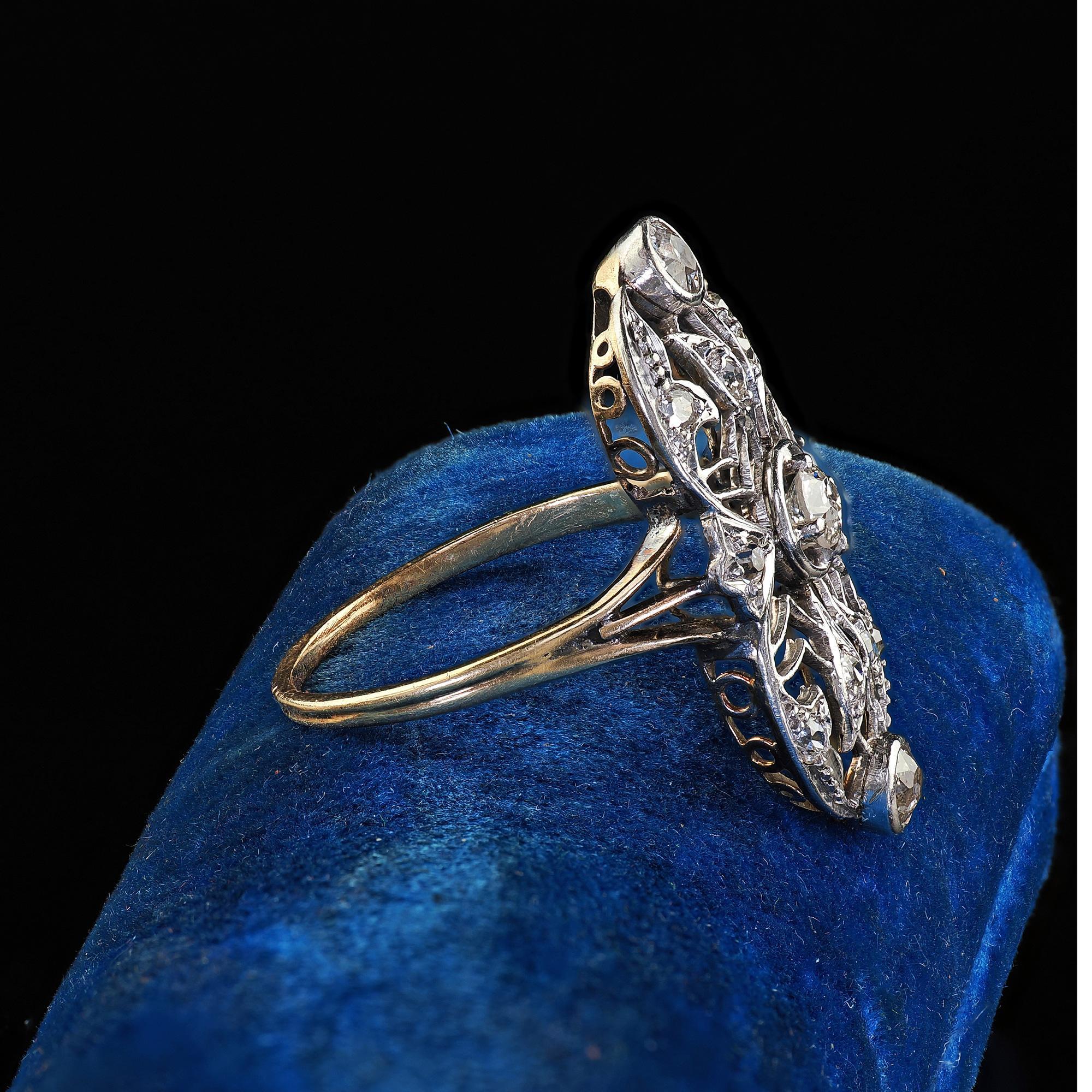 Antique Edwardian 14K Yellow Gold Platinum Old Cut Diamond Shield Ring In Good Condition For Sale In Great Neck, NY