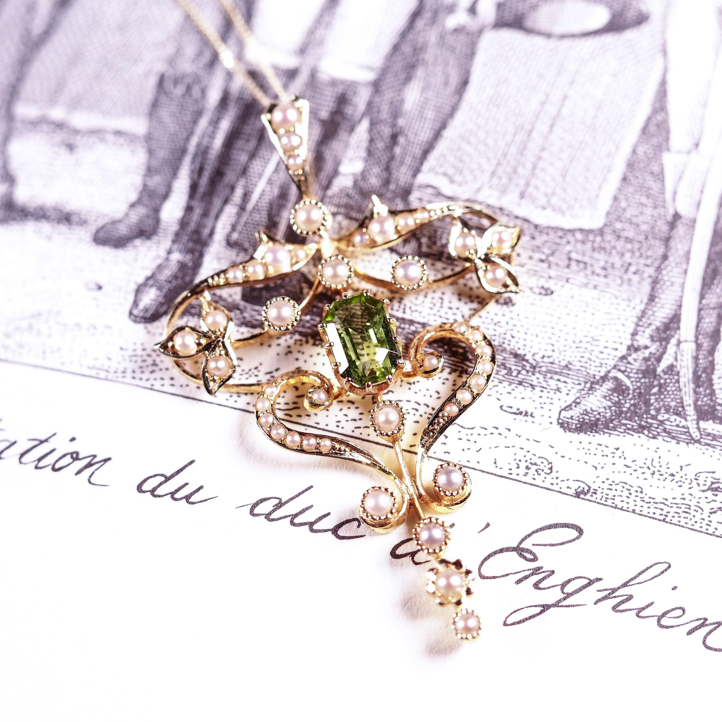 Antique Edwardian 15K Gold Peridot & Pearl Necklace/Pendant - c.1910 5