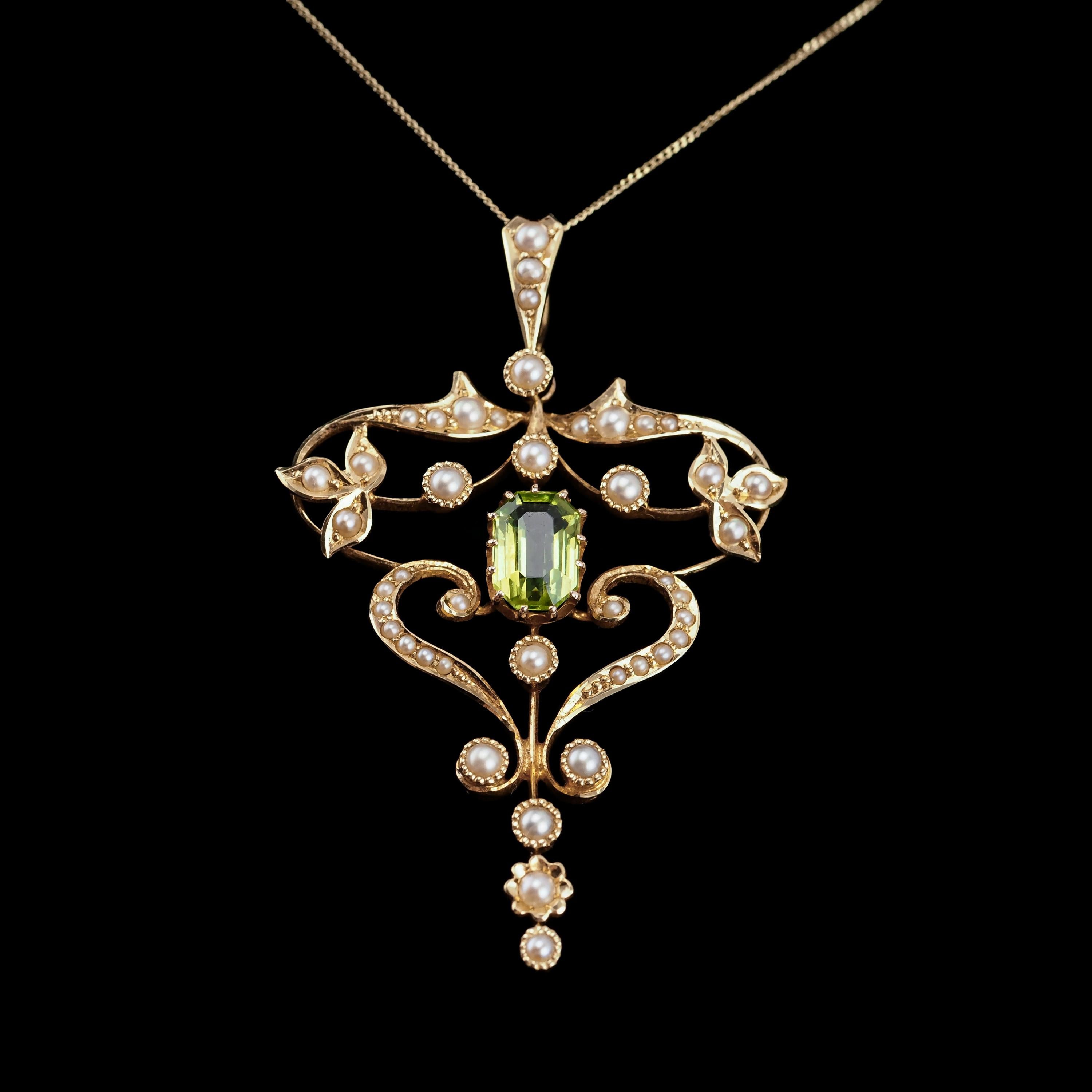 Antique Edwardian 15K Gold Peridot & Pearl Necklace/Pendant - c.1910 1