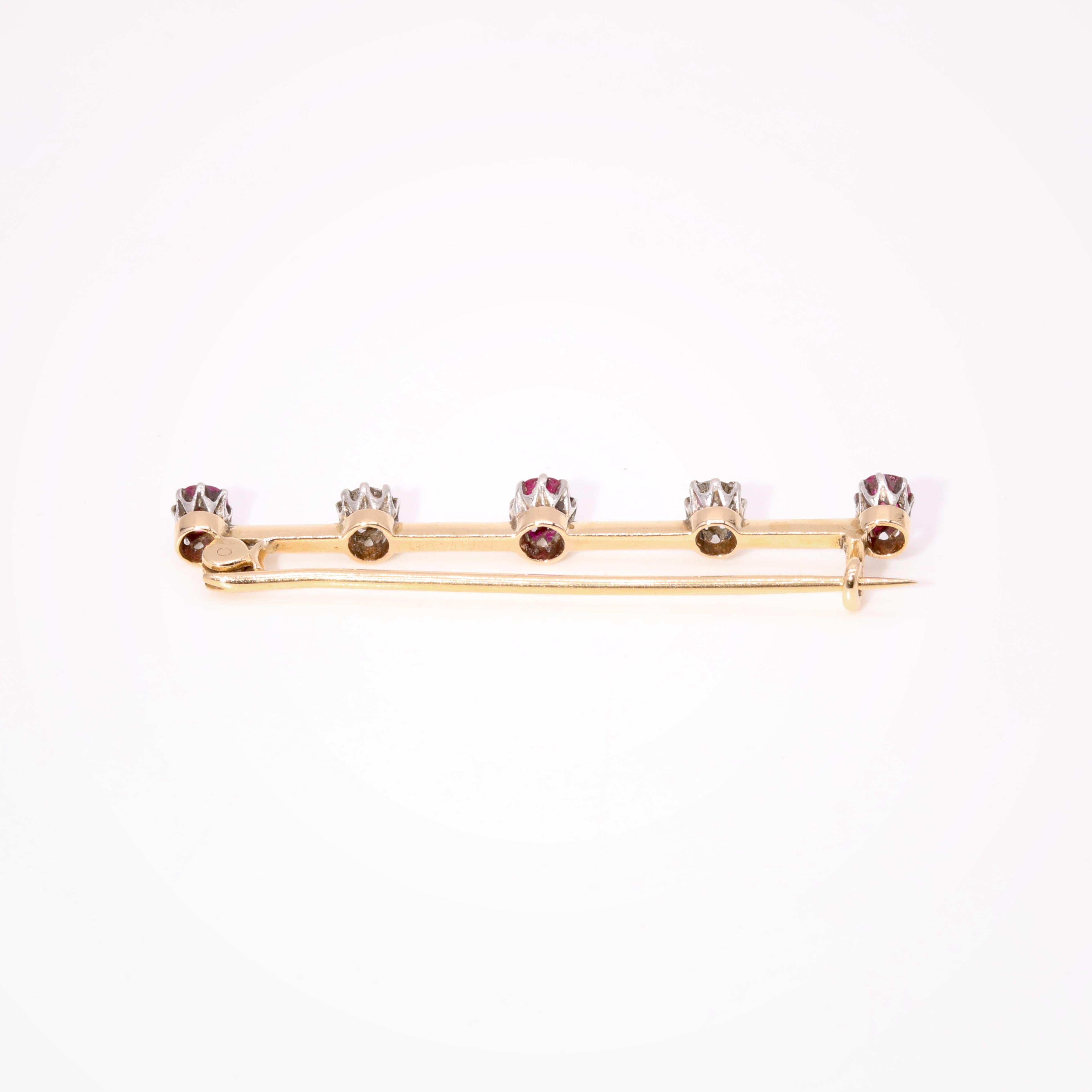 Antique Edwardian 15K Gold & Platinum 0.57tgw Ruby and Old Cut Diamond Brooch For Sale 1