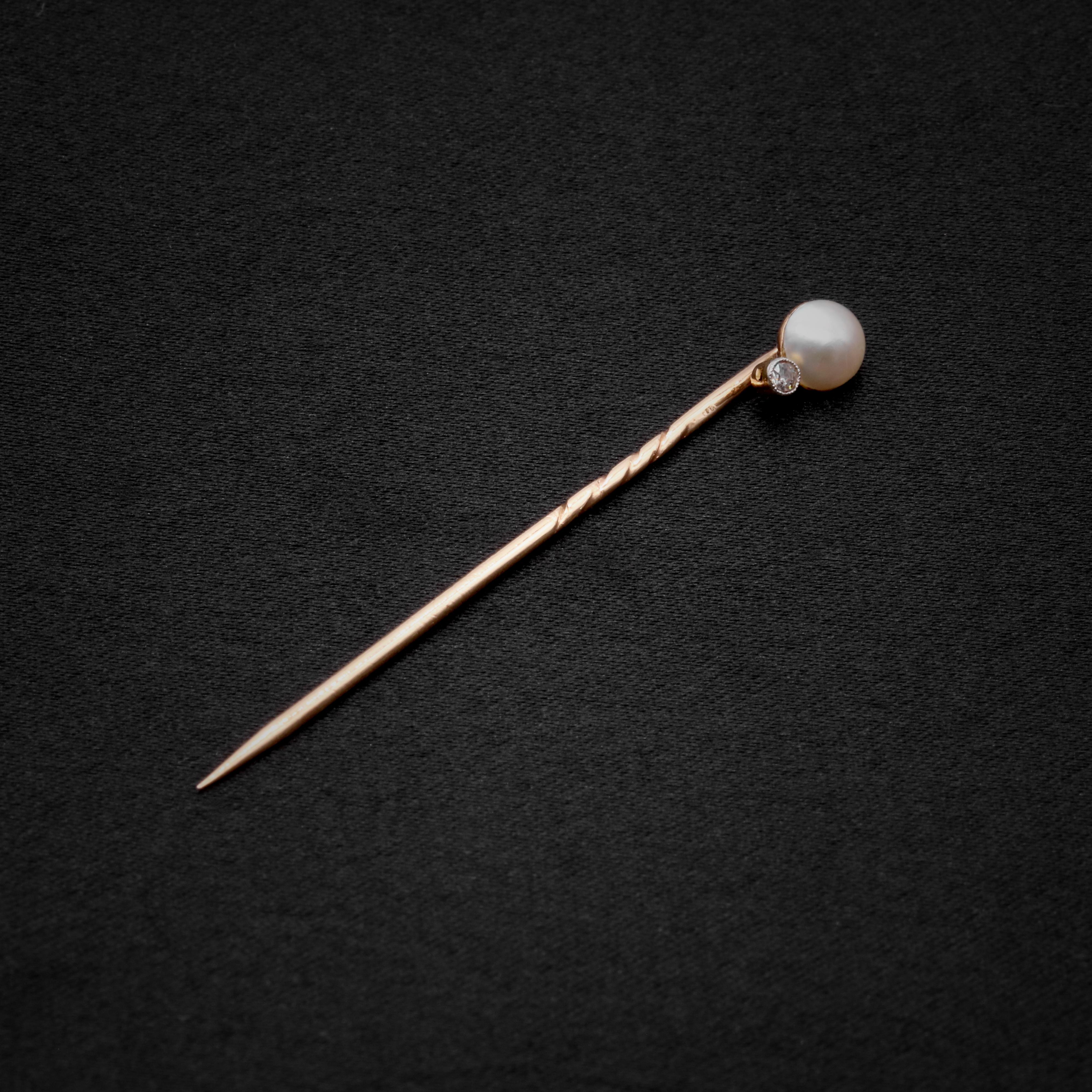 Single Cut Antique Edwardian 15K Yellow Gold and Platinum Diamond and Pearl Stick Pin For Sale