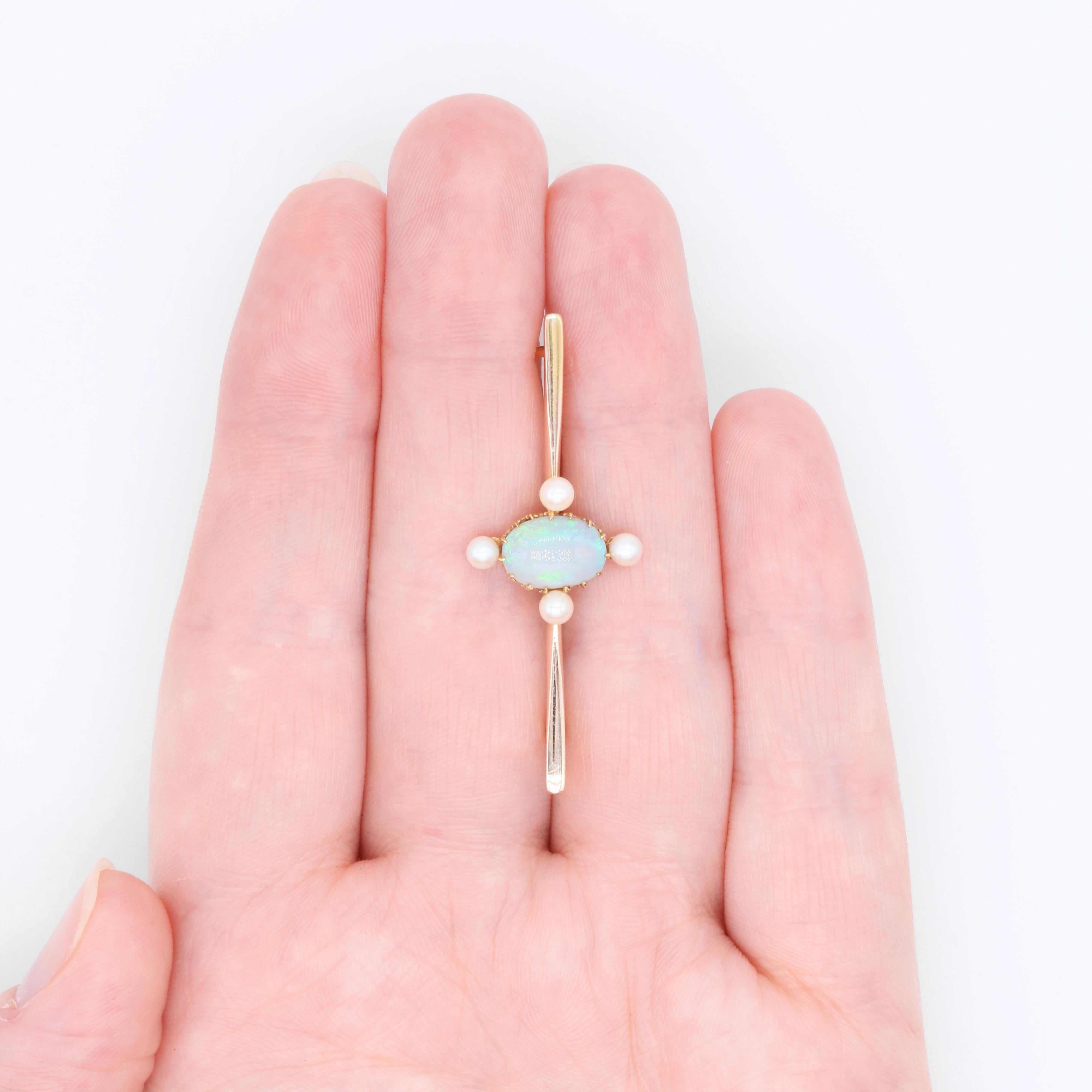 Antique Edwardian 15K Yellow Gold Cabochon Opal and Pearl Bar Brooch For Sale 7