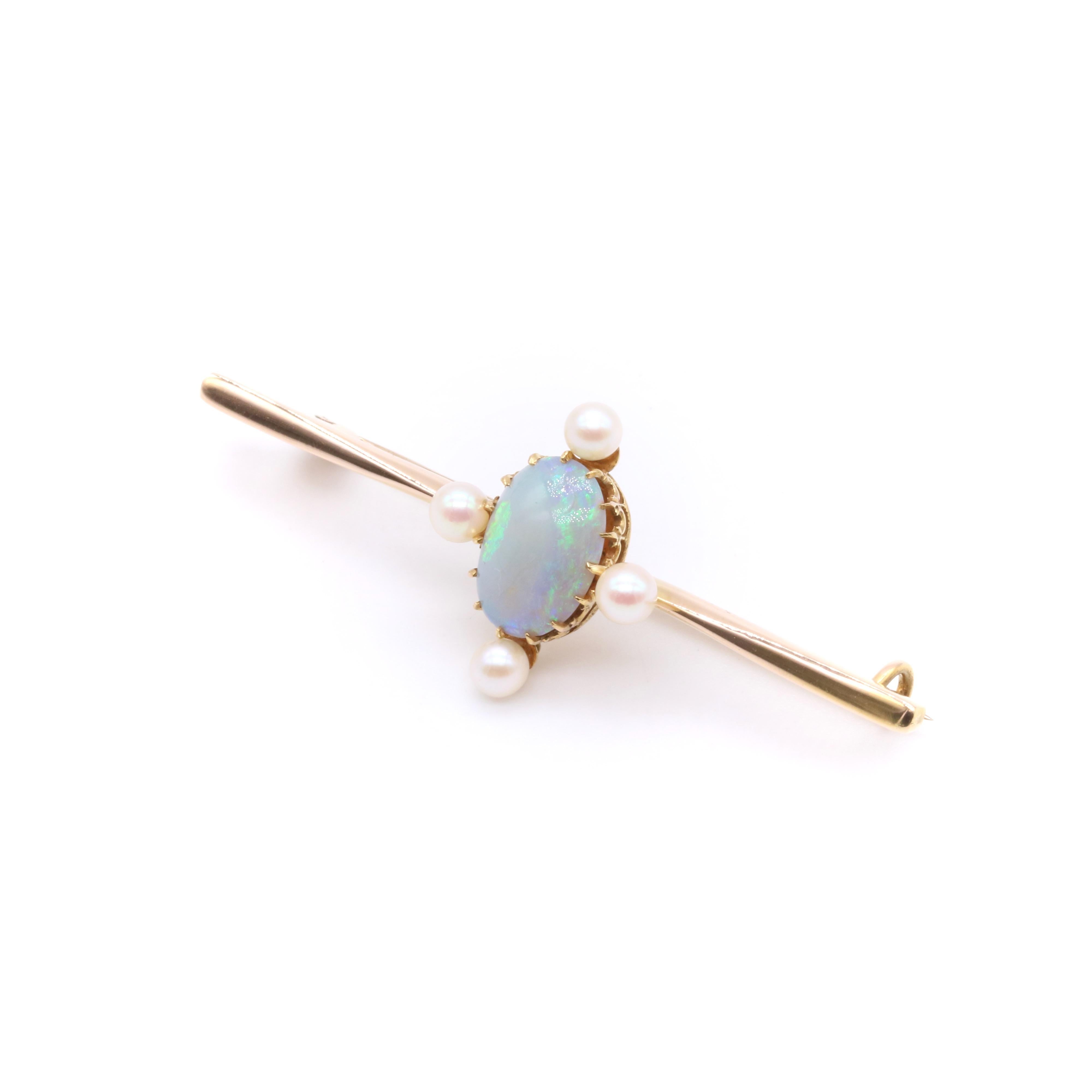 Antique Edwardian 15K Yellow Gold Cabochon Opal and Pearl Bar Brooch For Sale 2