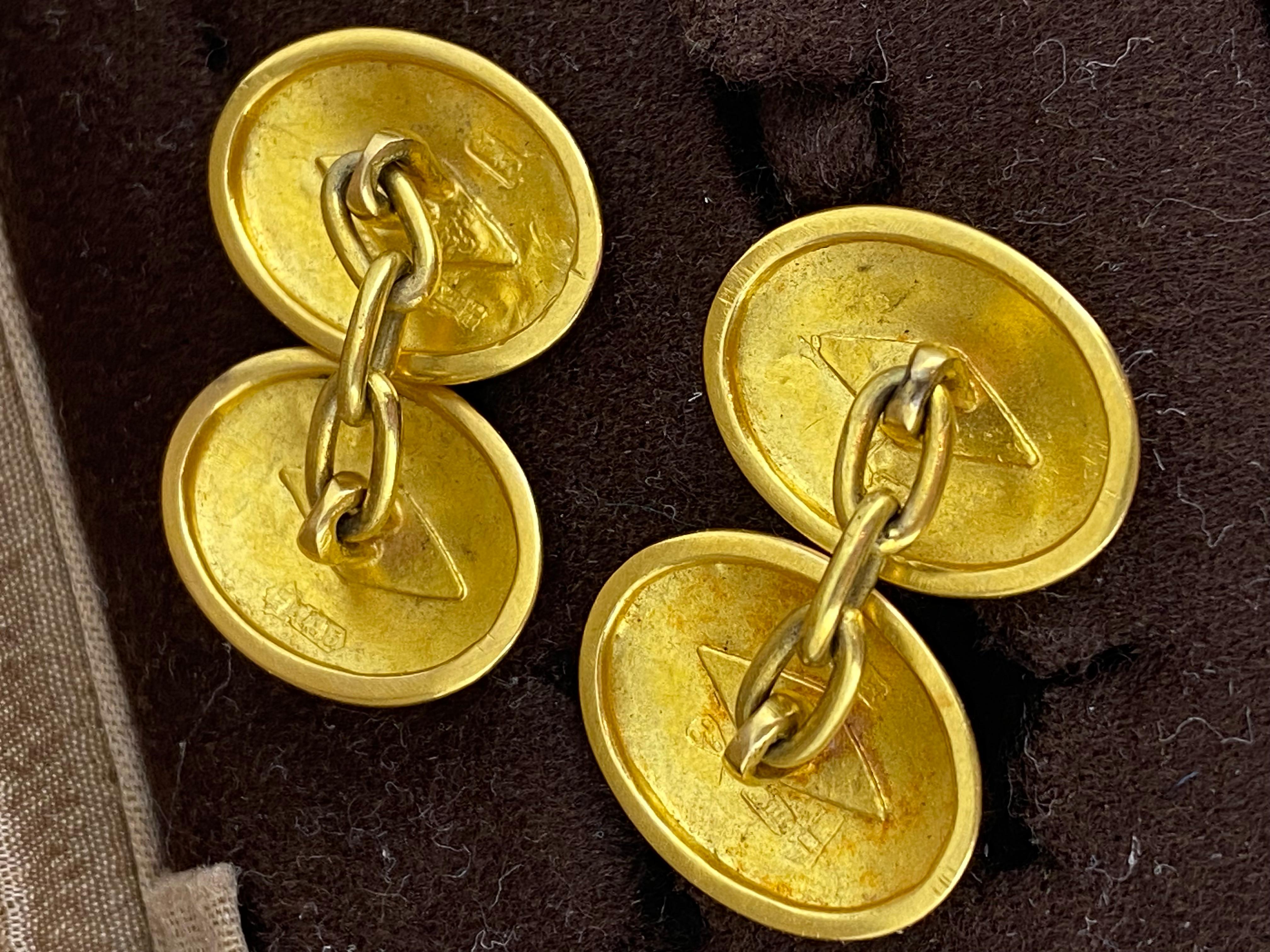 Antique Edwardian 15K Yellow Gold Cufflinks, English Hallmarks: Chester, c1905 For Sale 3