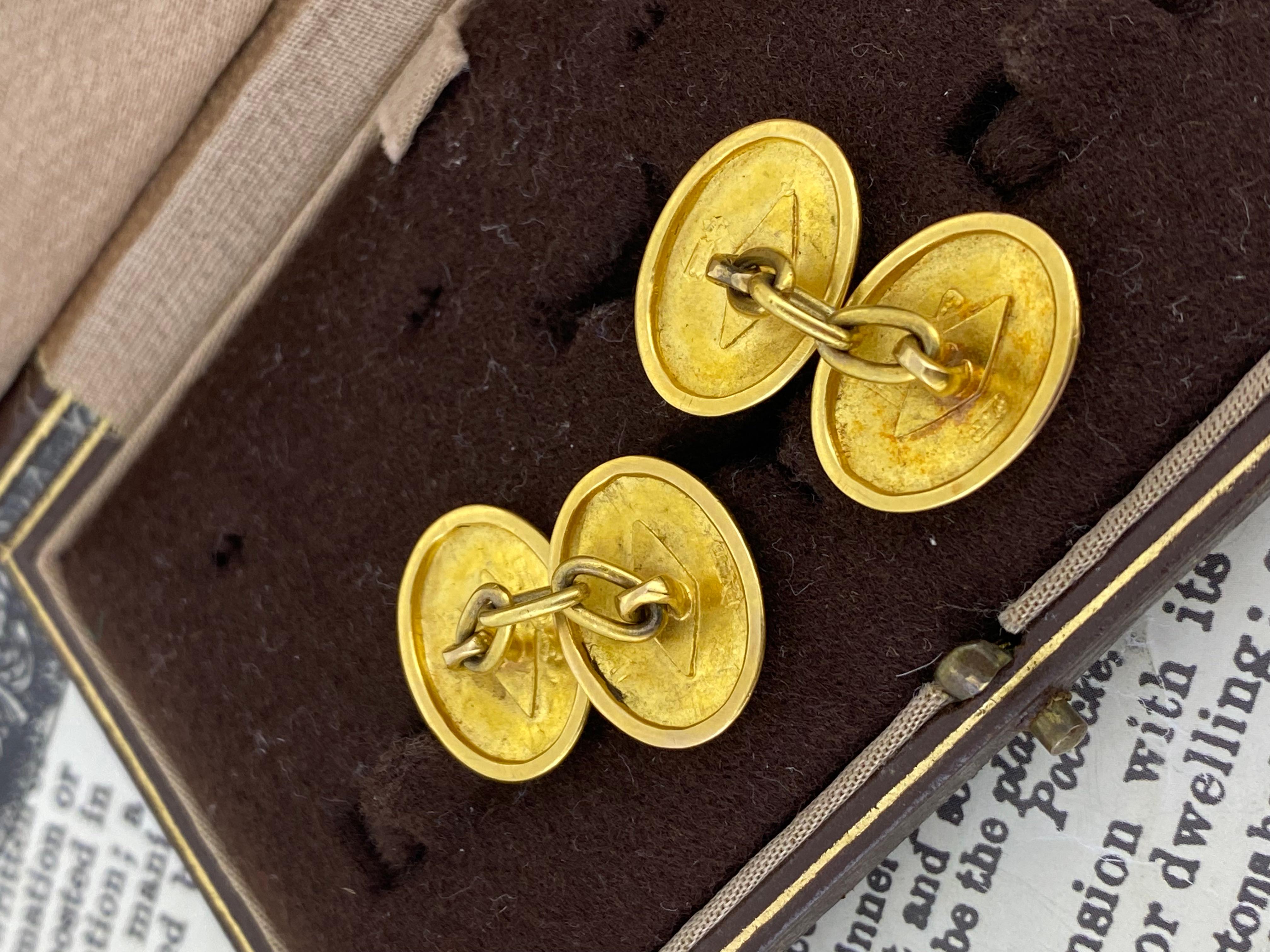 Antique Edwardian 15K Yellow Gold Cufflinks, English Hallmarks: Chester, c1905 For Sale 4