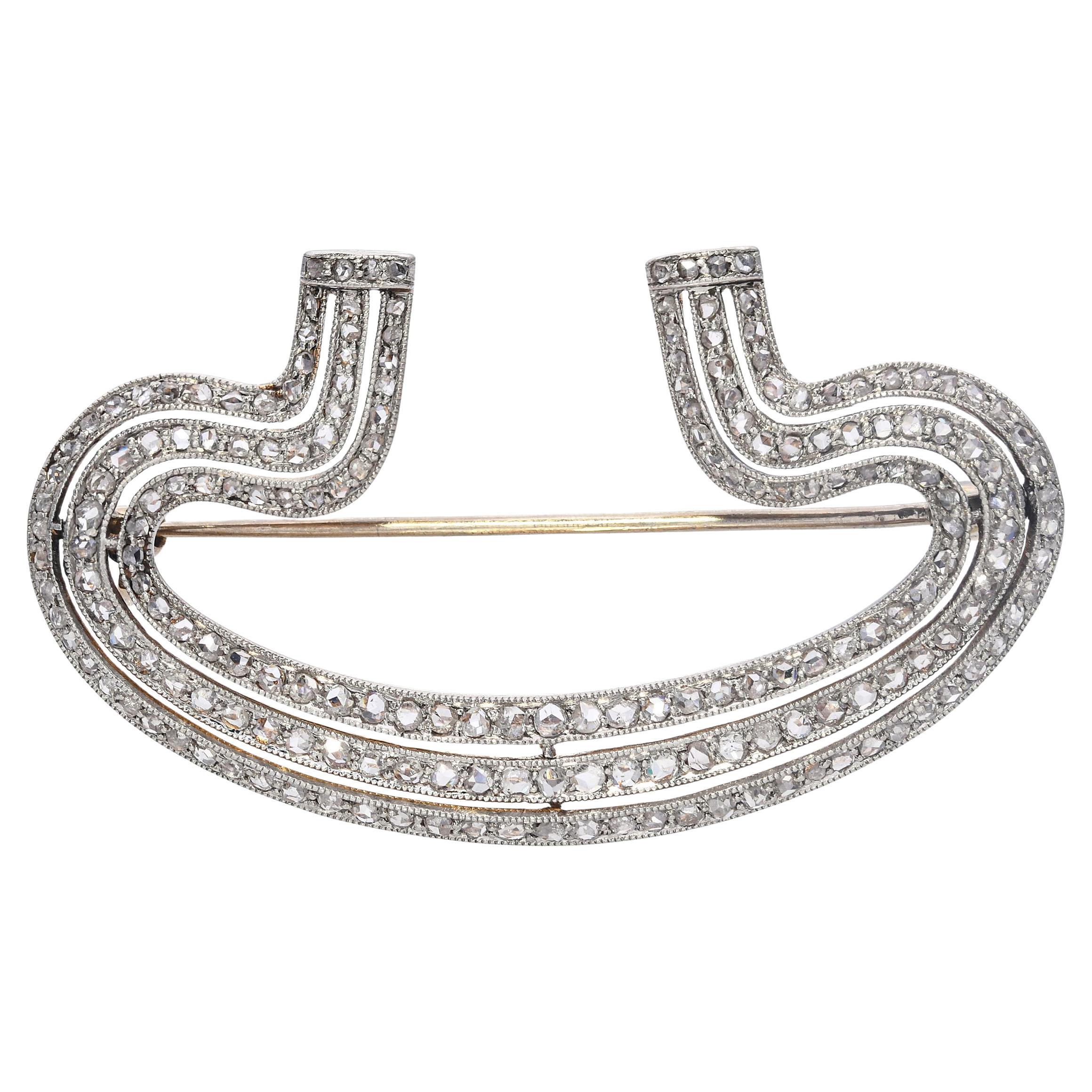 Antiguo broche eduardiano de oro amarillo de 17 quilates y diamantes talla rosa de platino en venta