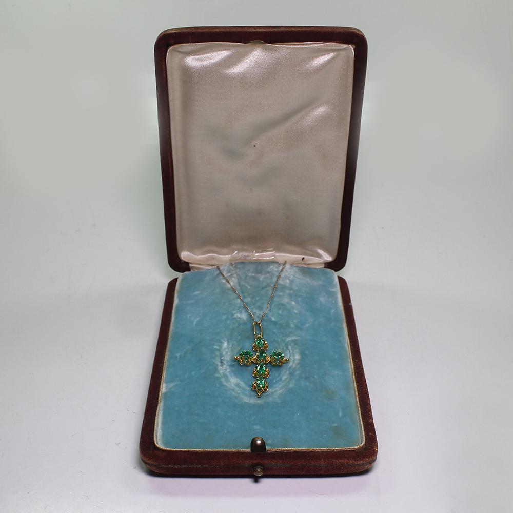 Antique Edwardian 18 Karat Gold 1.5 Carat Emerald Cross 1