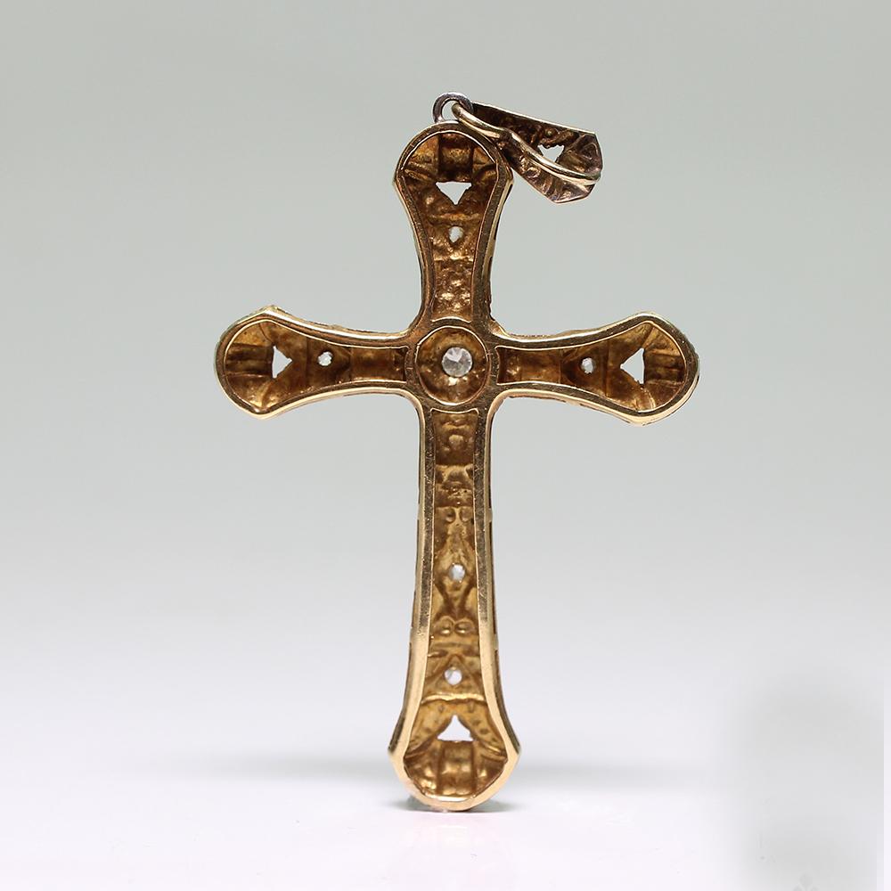 Antique Edwardian 18 Karat Gold Diamond Cross In Excellent Condition In Miami, FL