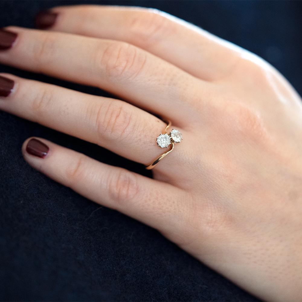 Antique Edwardian 18ct Diamond Toi Et Moi Ring In Good Condition In London, GB