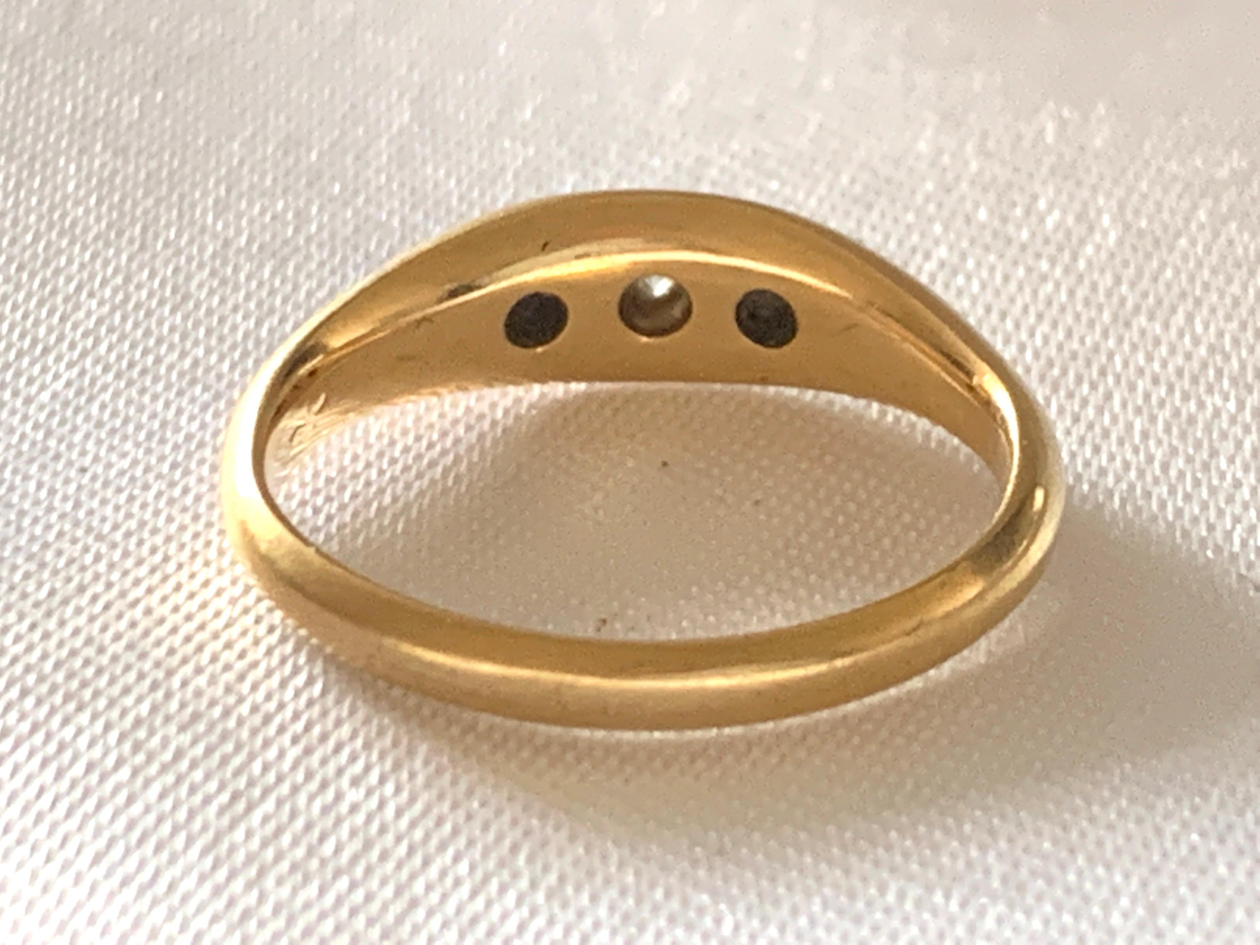 Antique Edwardian 18ct Gold 0.11 Carat Diamond Ring  For Sale 1