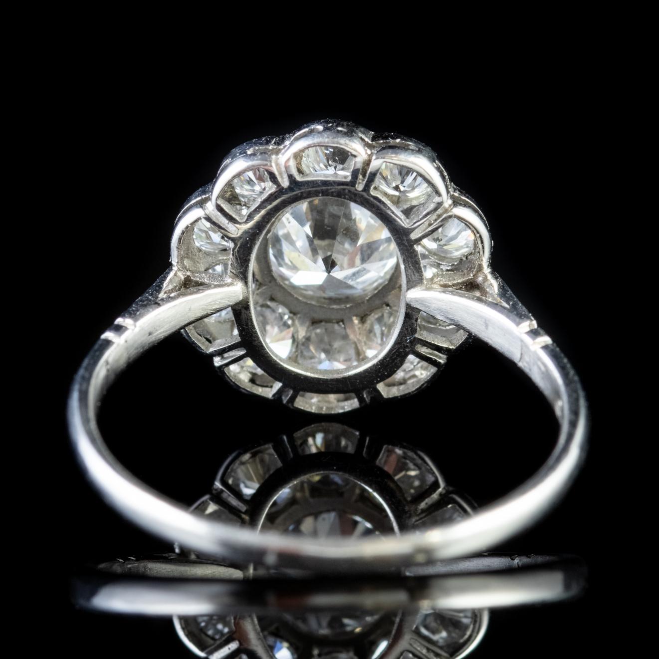 Women's Antique Edwardian 18ct Gold 1.80ct of Diamond circa 1915 Diamond Cluster Ring