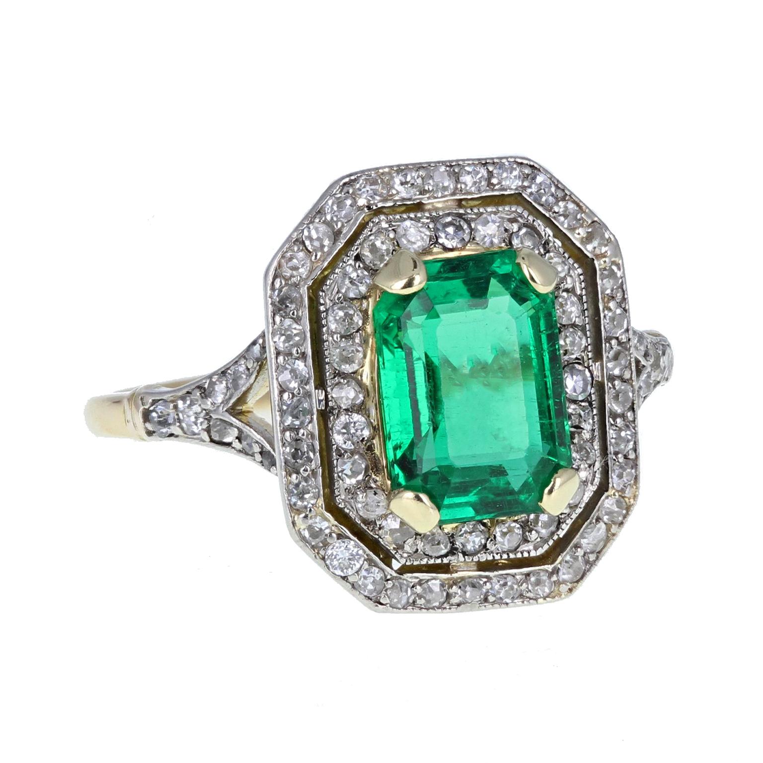 Art Deco Edwardian 18 Carat Gold Certificated Minor Oil Colombian Emerald Diamond Ring For Sale