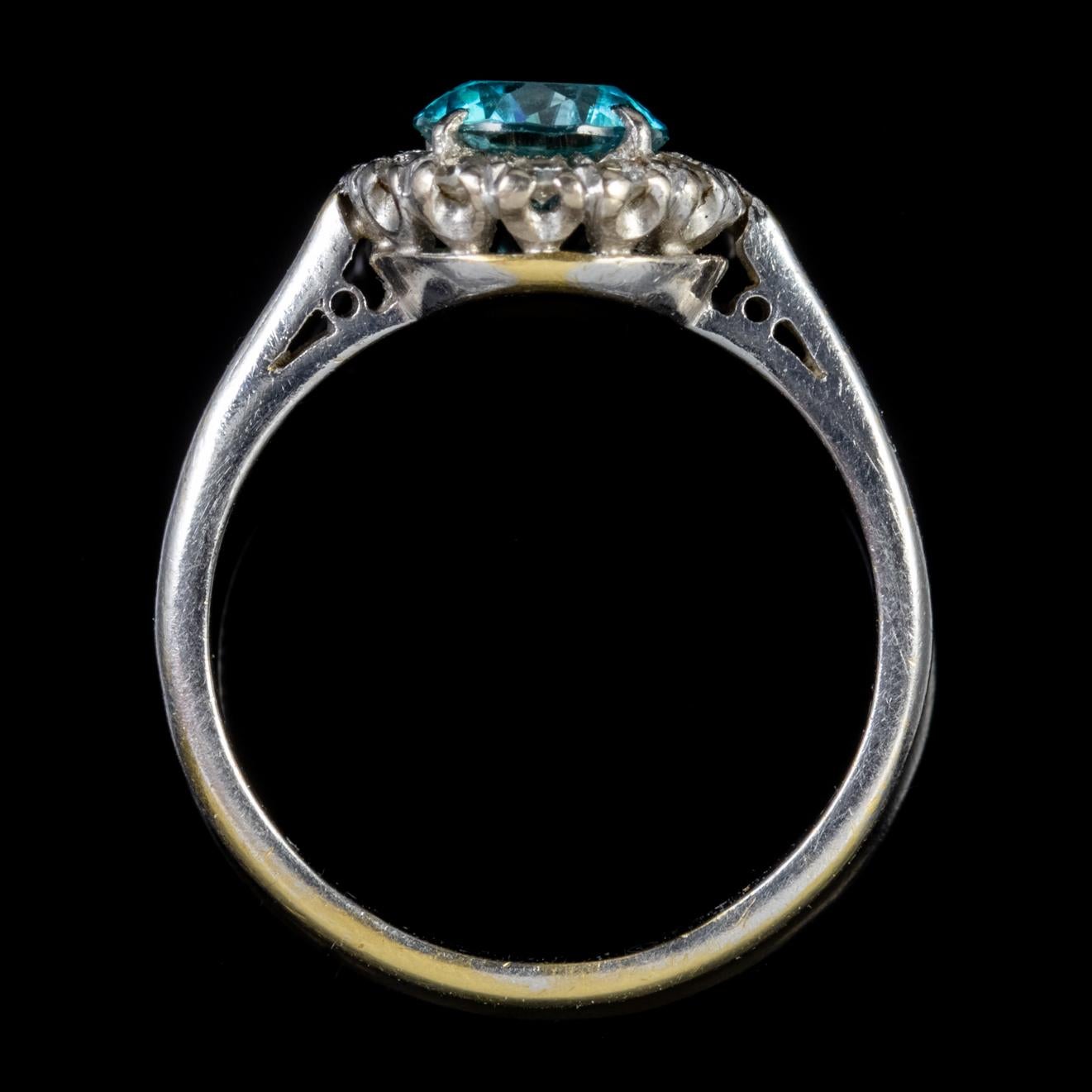 Antique Edwardian 18 Carat Gold circa 1915 Blue Zircon Diamond Ring 1