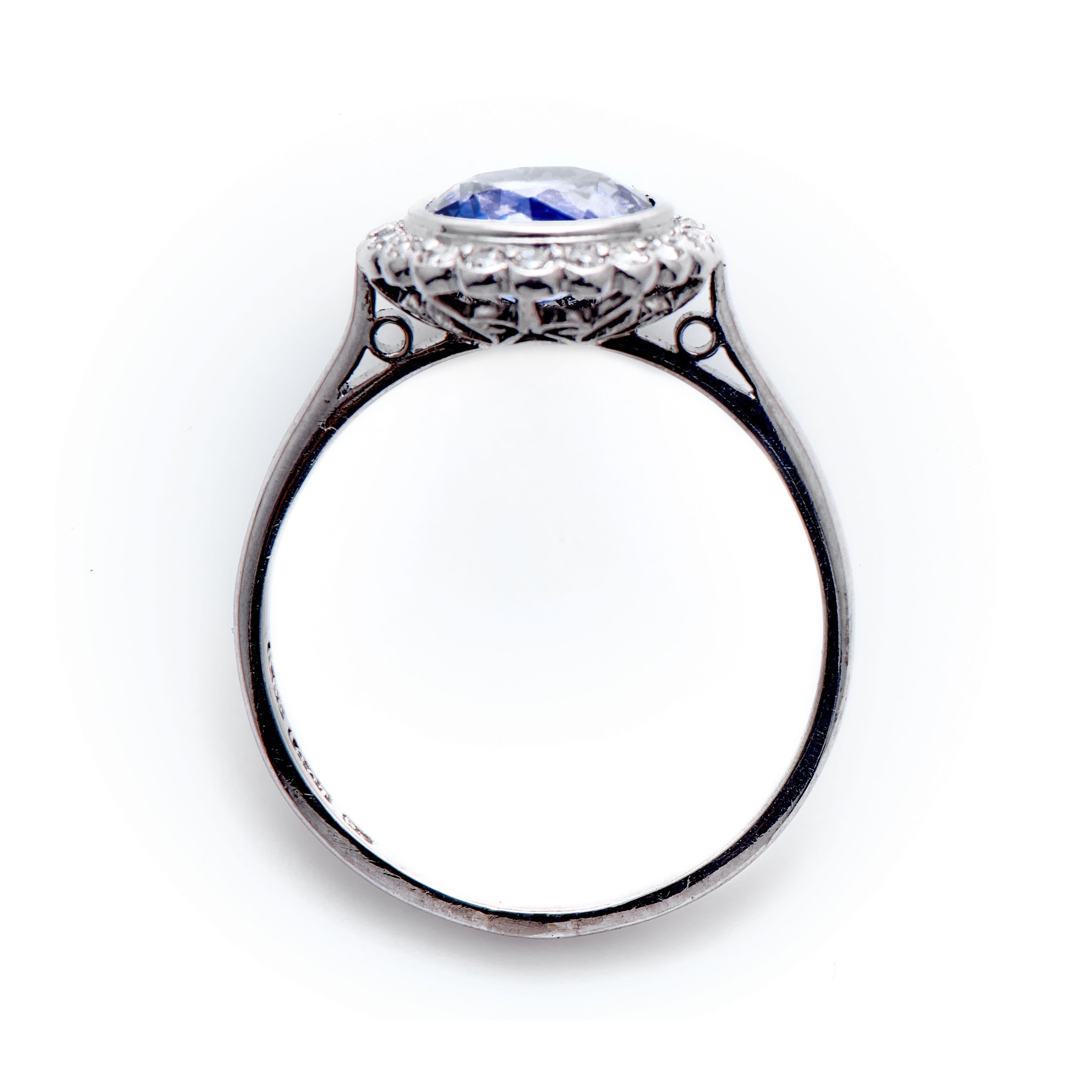 Antique, Edwardian 18 Carat White Gold, Sapphire and Diamond Cluster Ring In Excellent Condition In Rochford, Essex