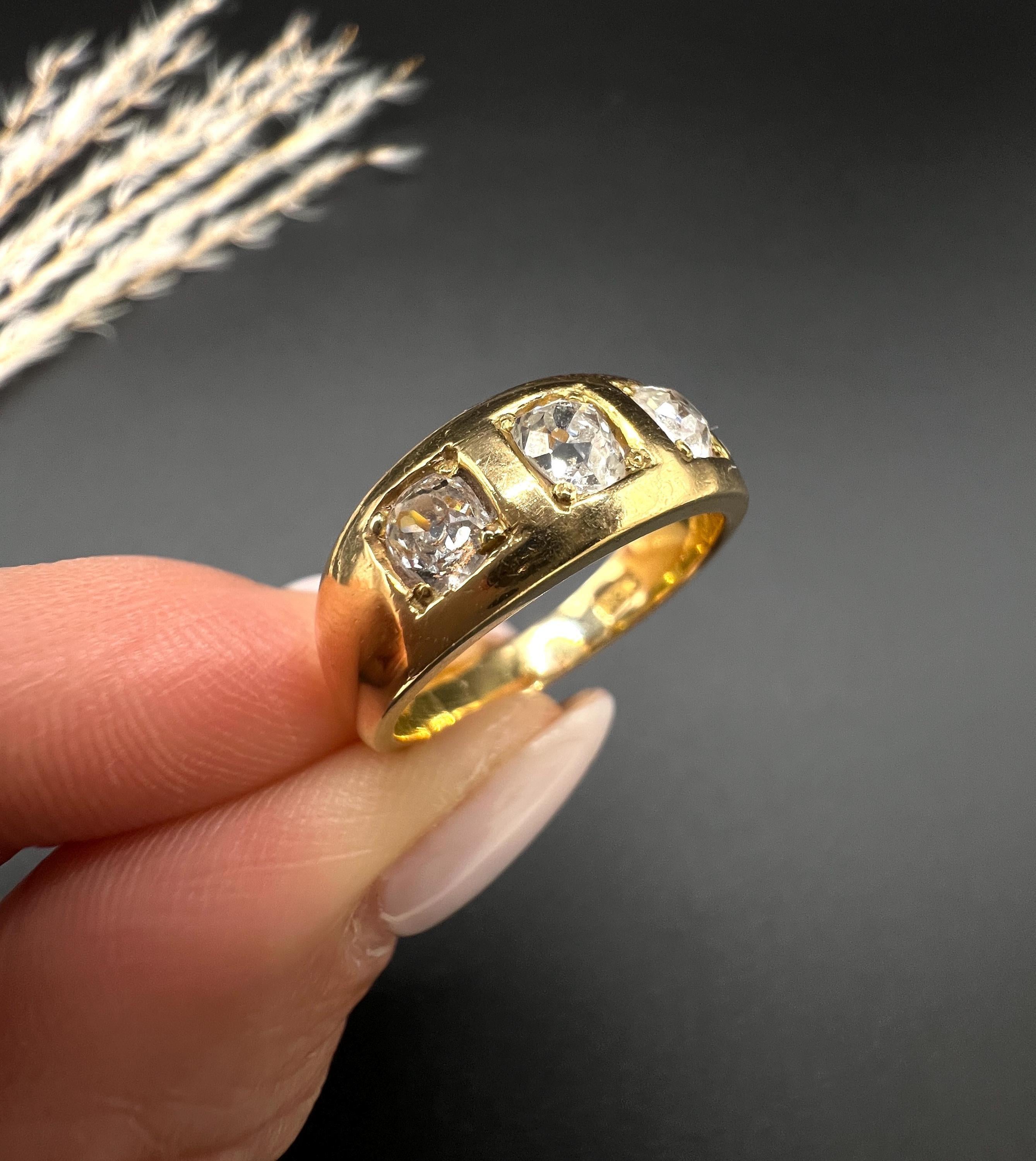 Anello antico edoardiano a fascia in oro giallo 18ct con diamanti, misura 6 In condizioni buone in vendita a Brighton, GB
